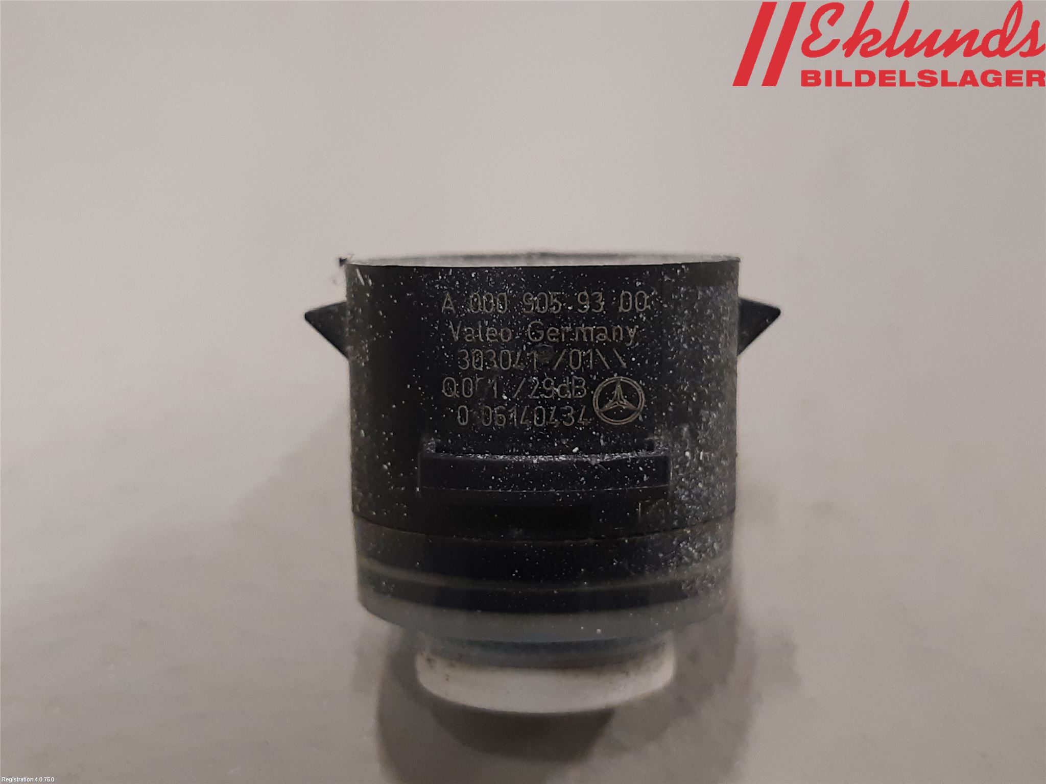 Mercedes-Benz MB C-KLASS (W205) 14-21 Parkeringshjälp Frontsensor