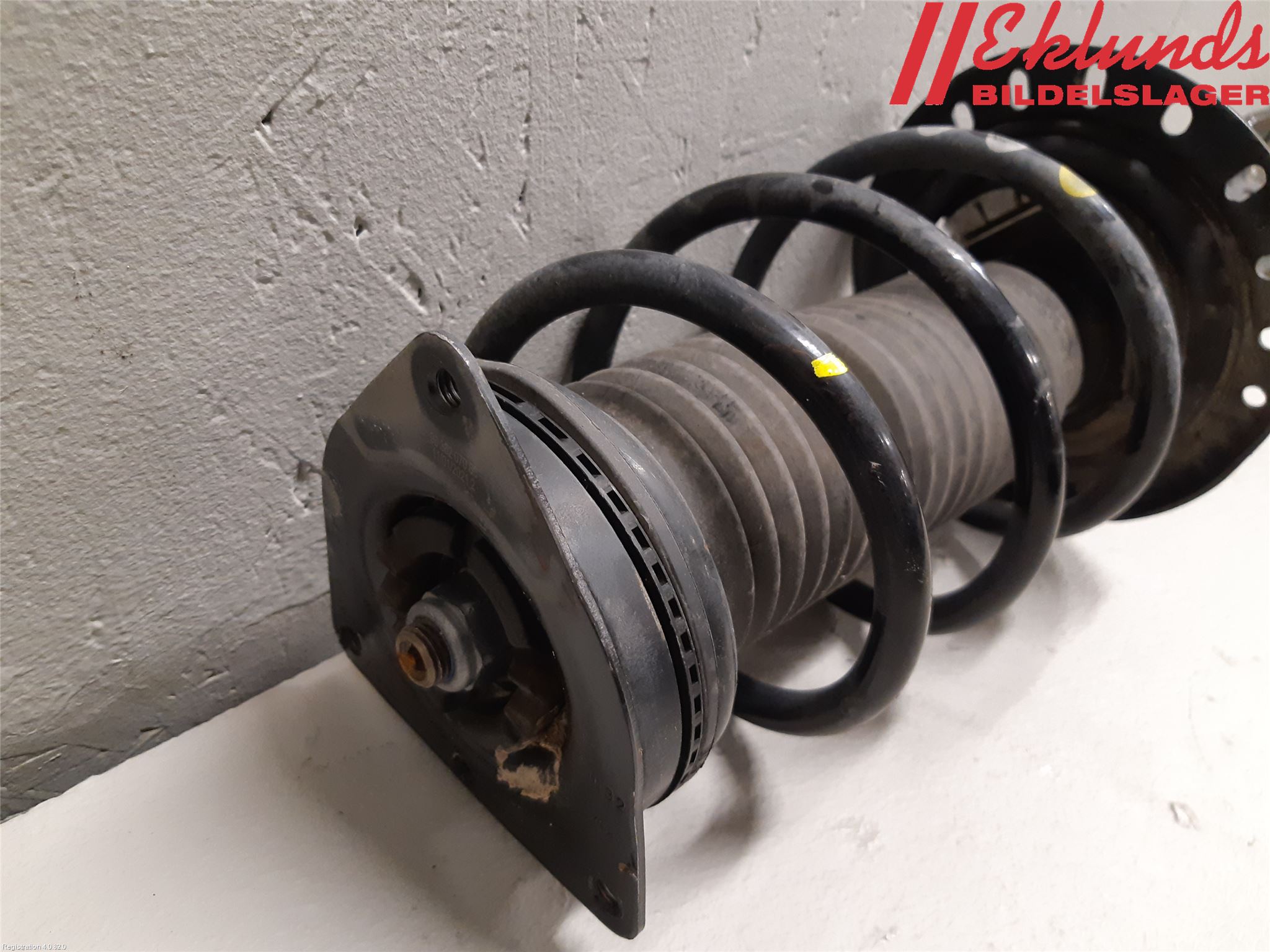 Peugeot 208/E-208 20- Fjäderben Fram Höger