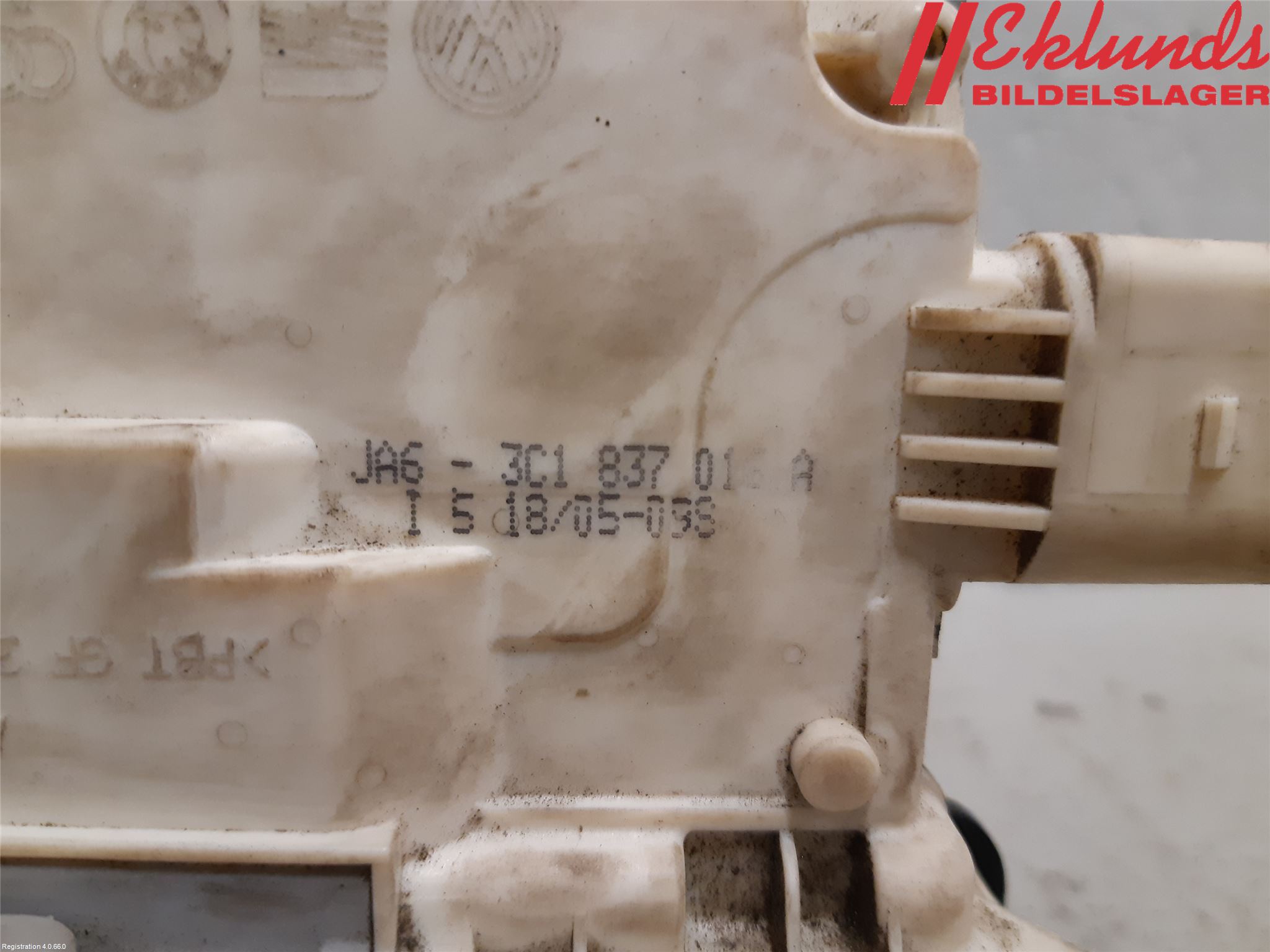 Volkswagen VW PASSAT 05-11 Låskista-Dörrlås