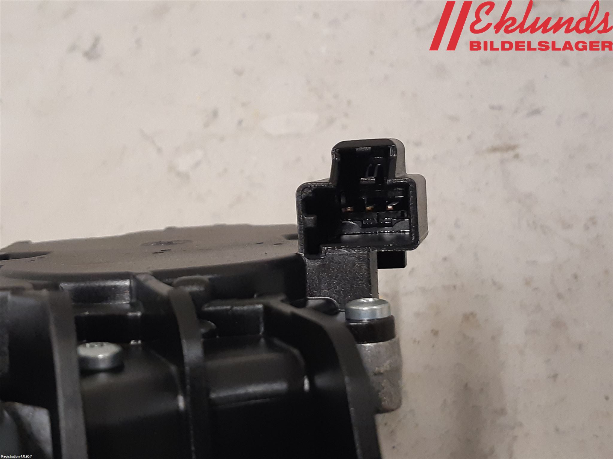 Volvo V90 17->> Torkarmotor Baklucka