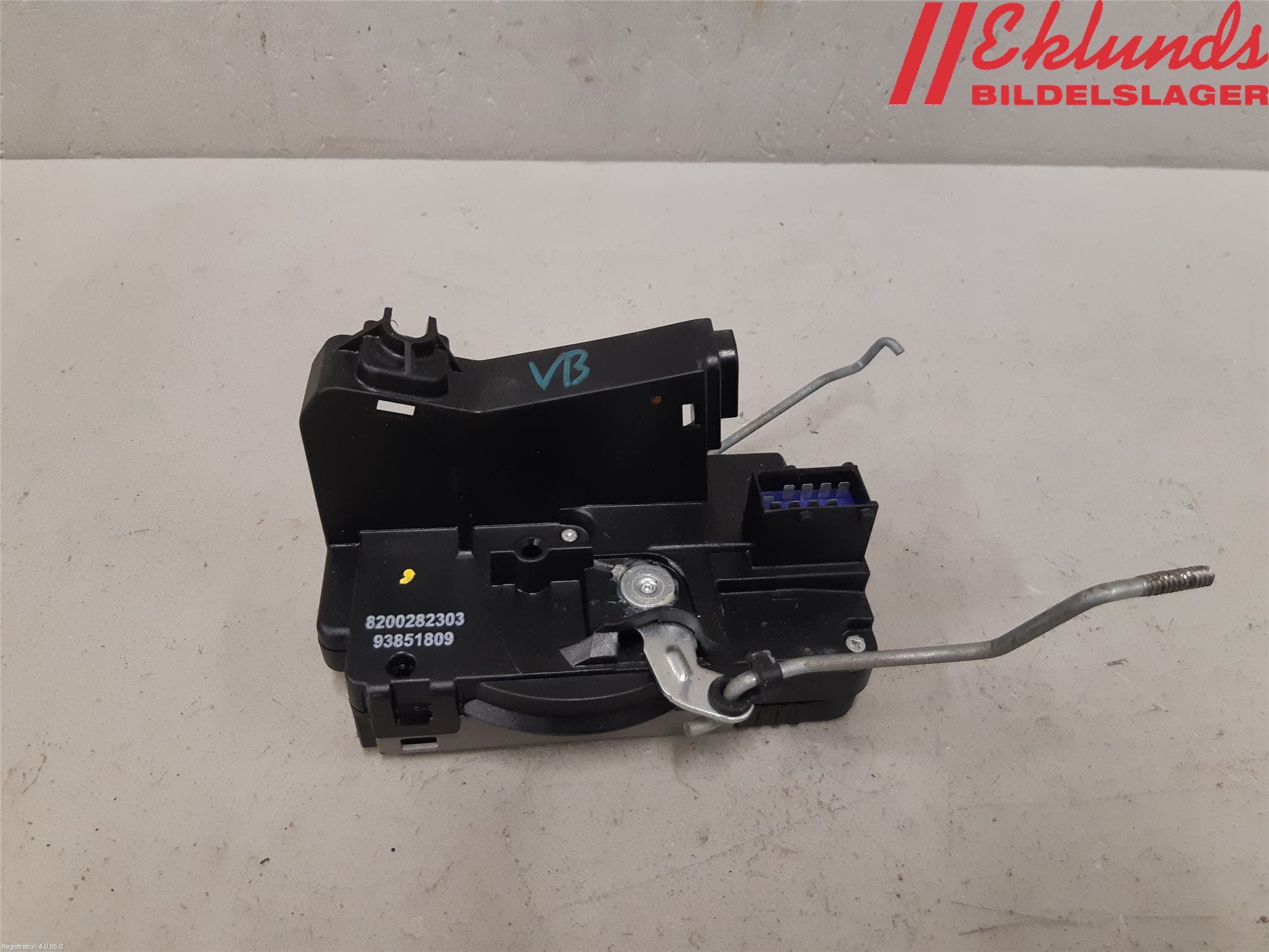 Opel VIVARO 01-14 Låskista-Dörrlås