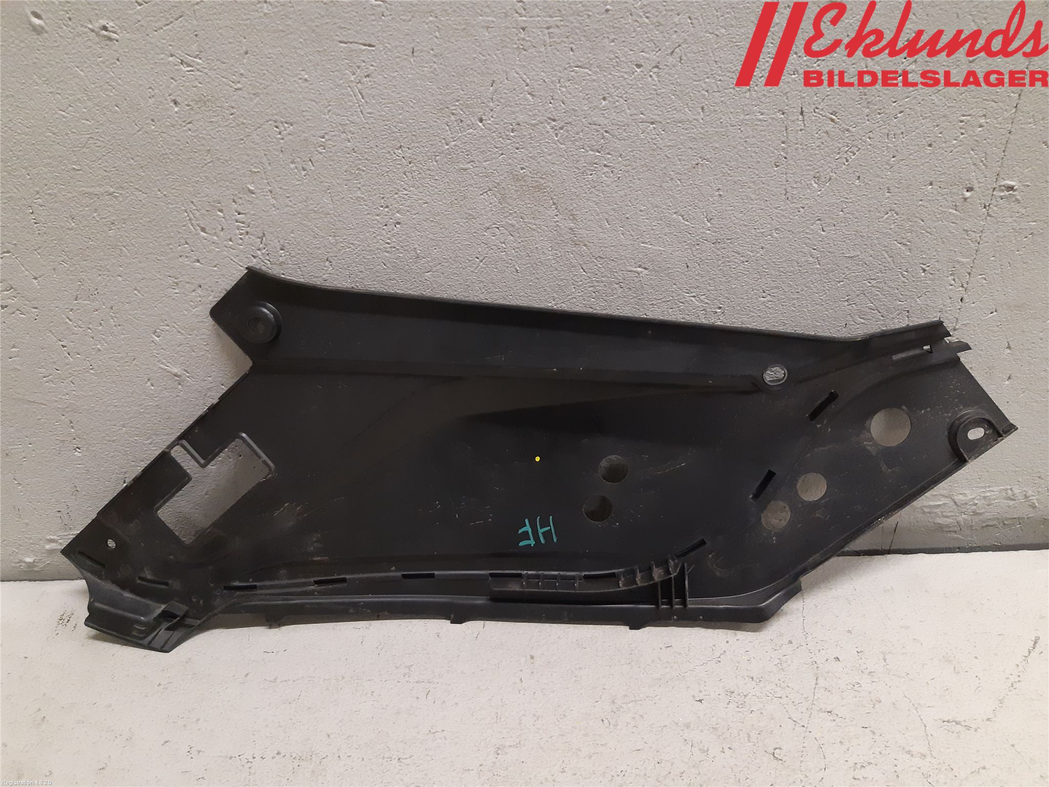 Volvo XC90/RECHARGE 16- Täckplast Front