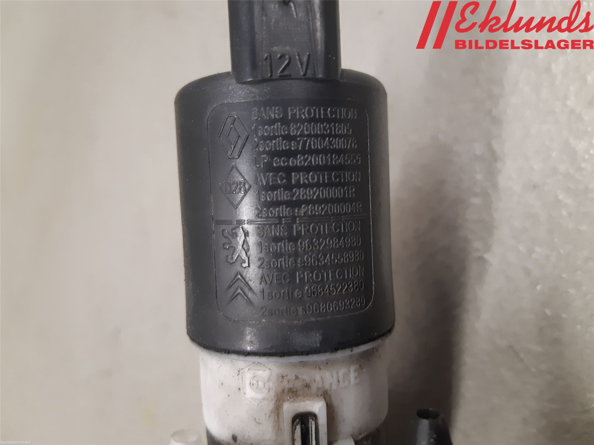 Renault MEGANE III 09-15 Spolarpump Vindruta