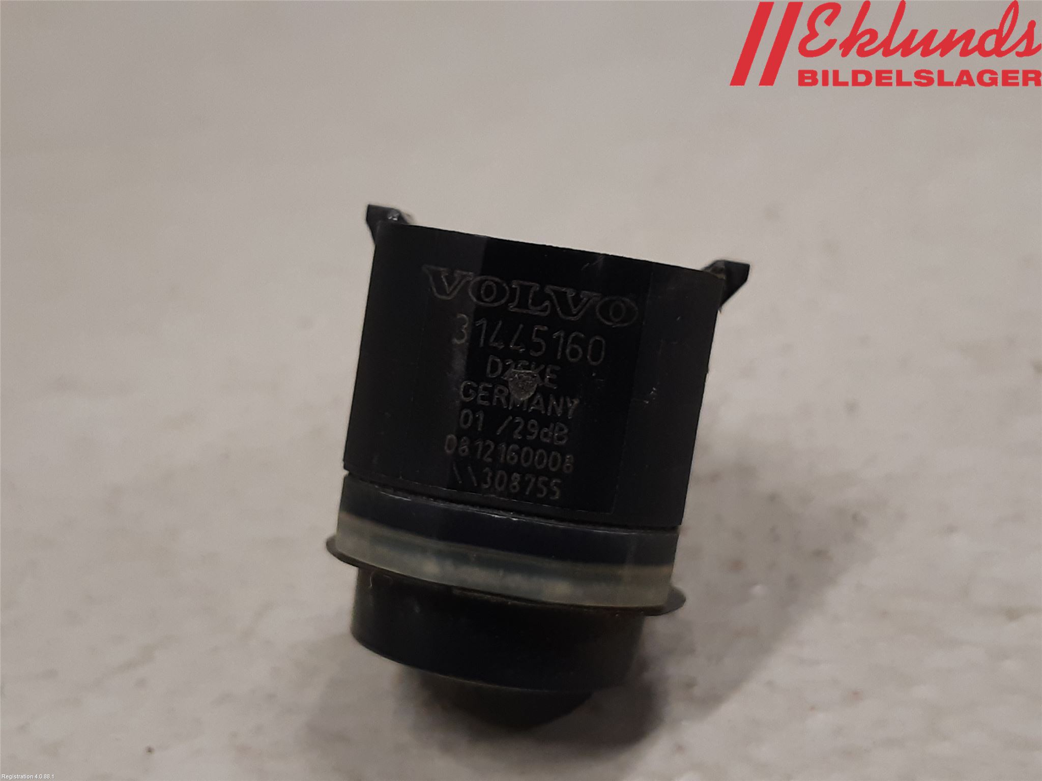 Volvo V60 CROSS COUNTRY 16-18 Parkeringshjälp Backsensor