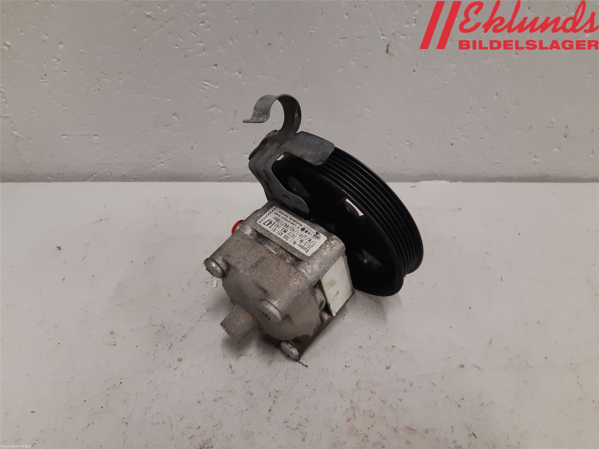 Volvo XC70 05-07 Styrservopump