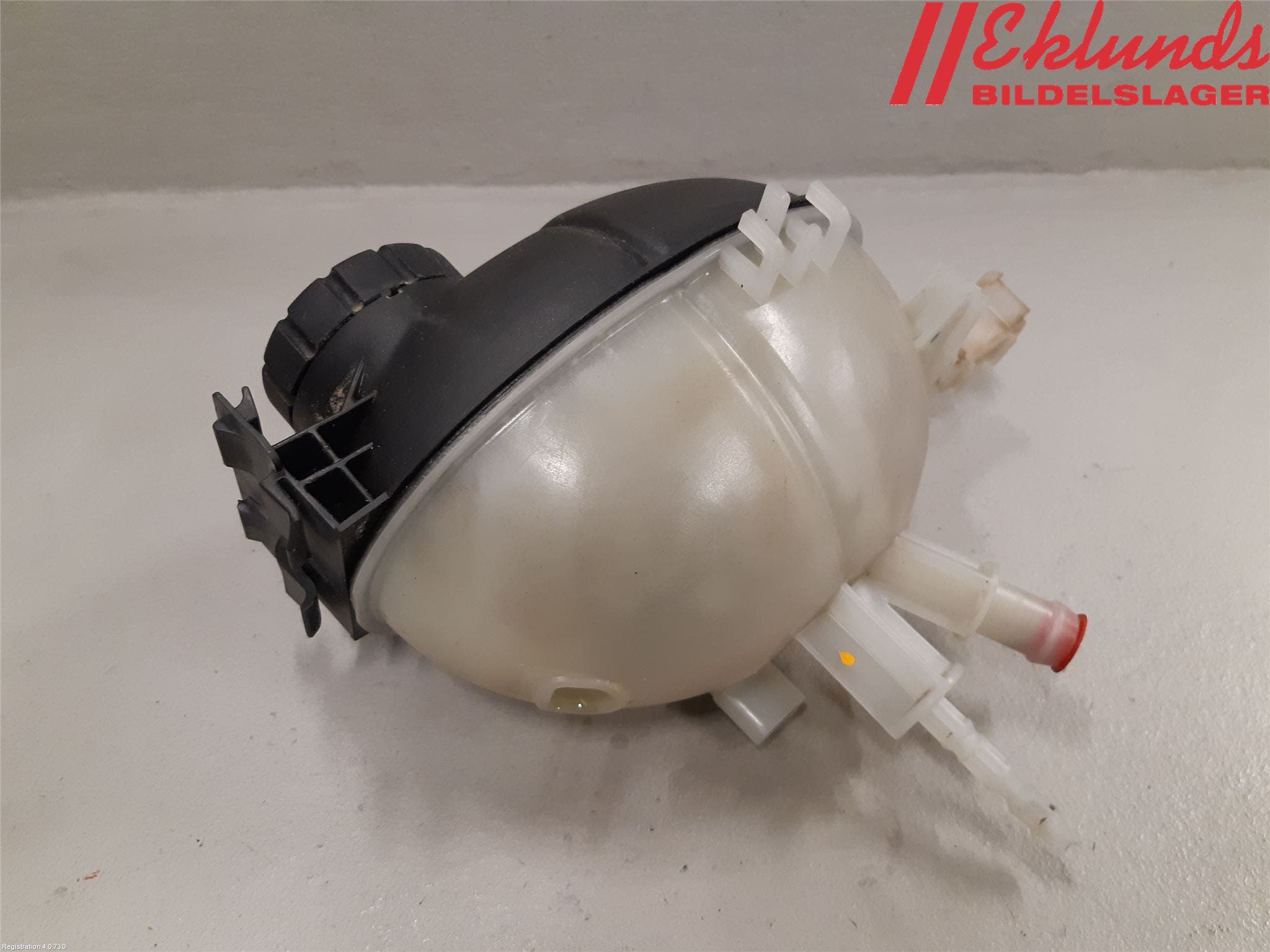 Mercedes-Benz MB C-KLASS (W204) 07-15 Expansionstank