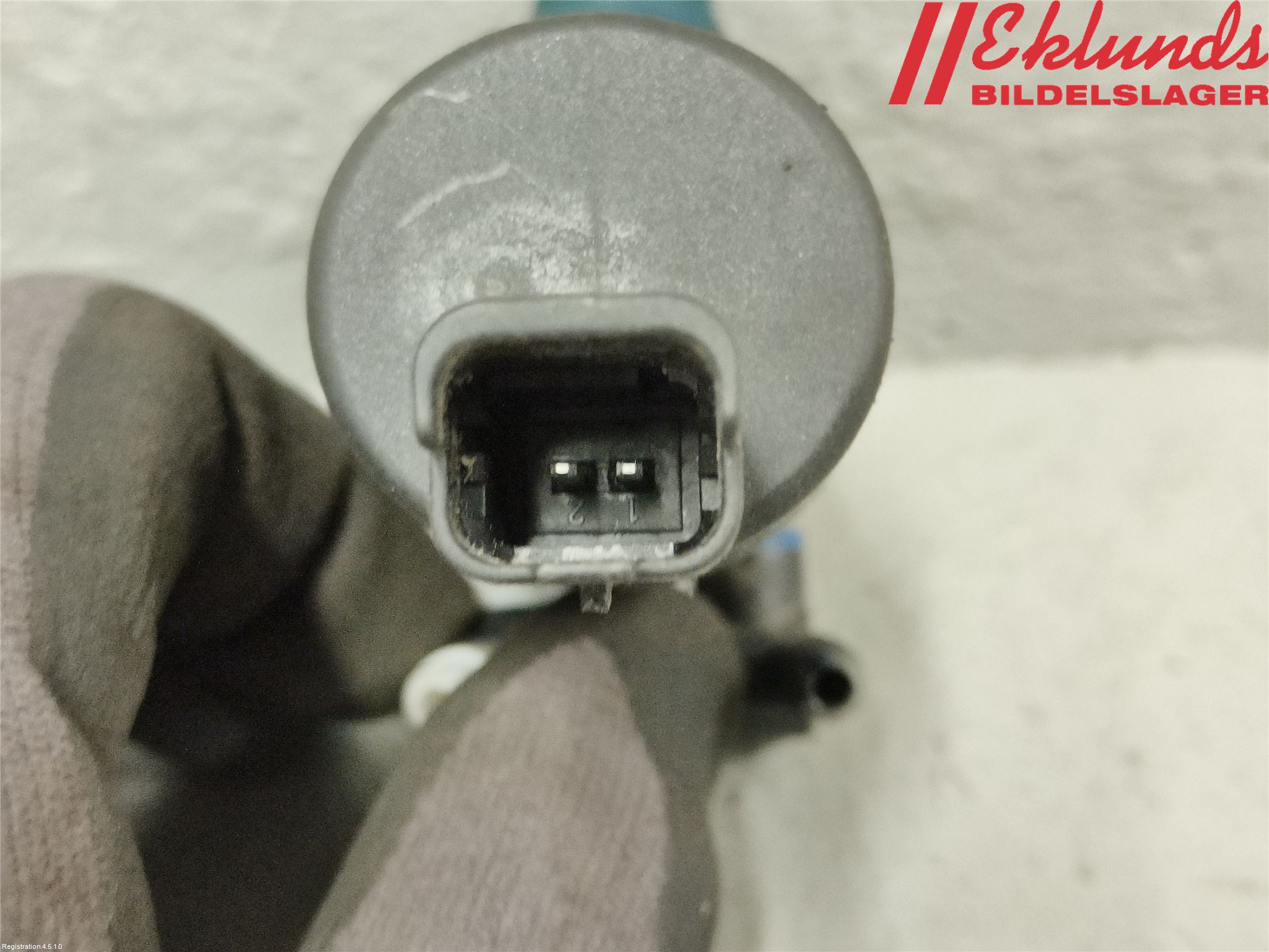 Renault CLIO III  09-12 Spolarpump Vindruta