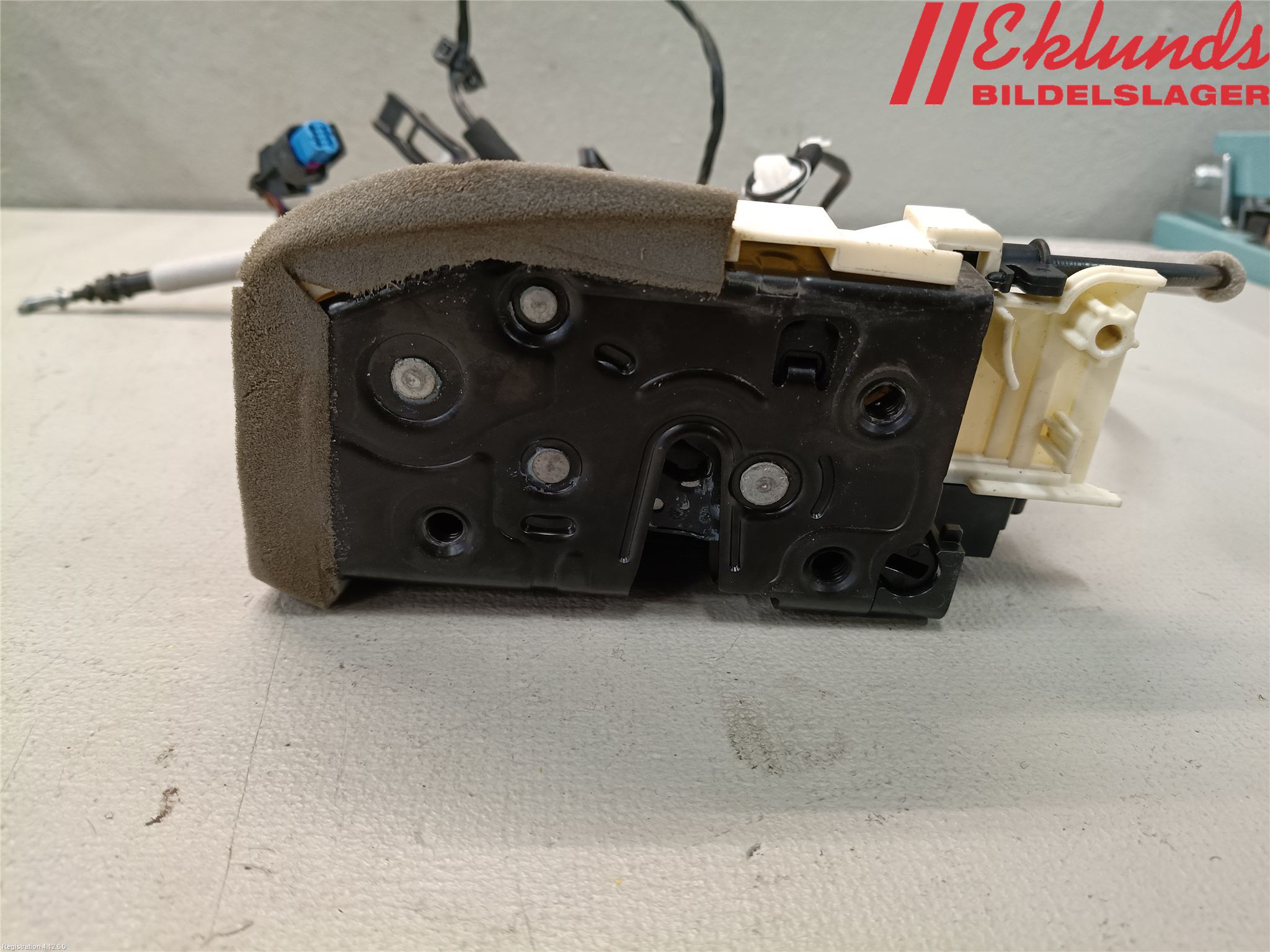 Volkswagen VW ID.4 21- Låskista-Dörrlås