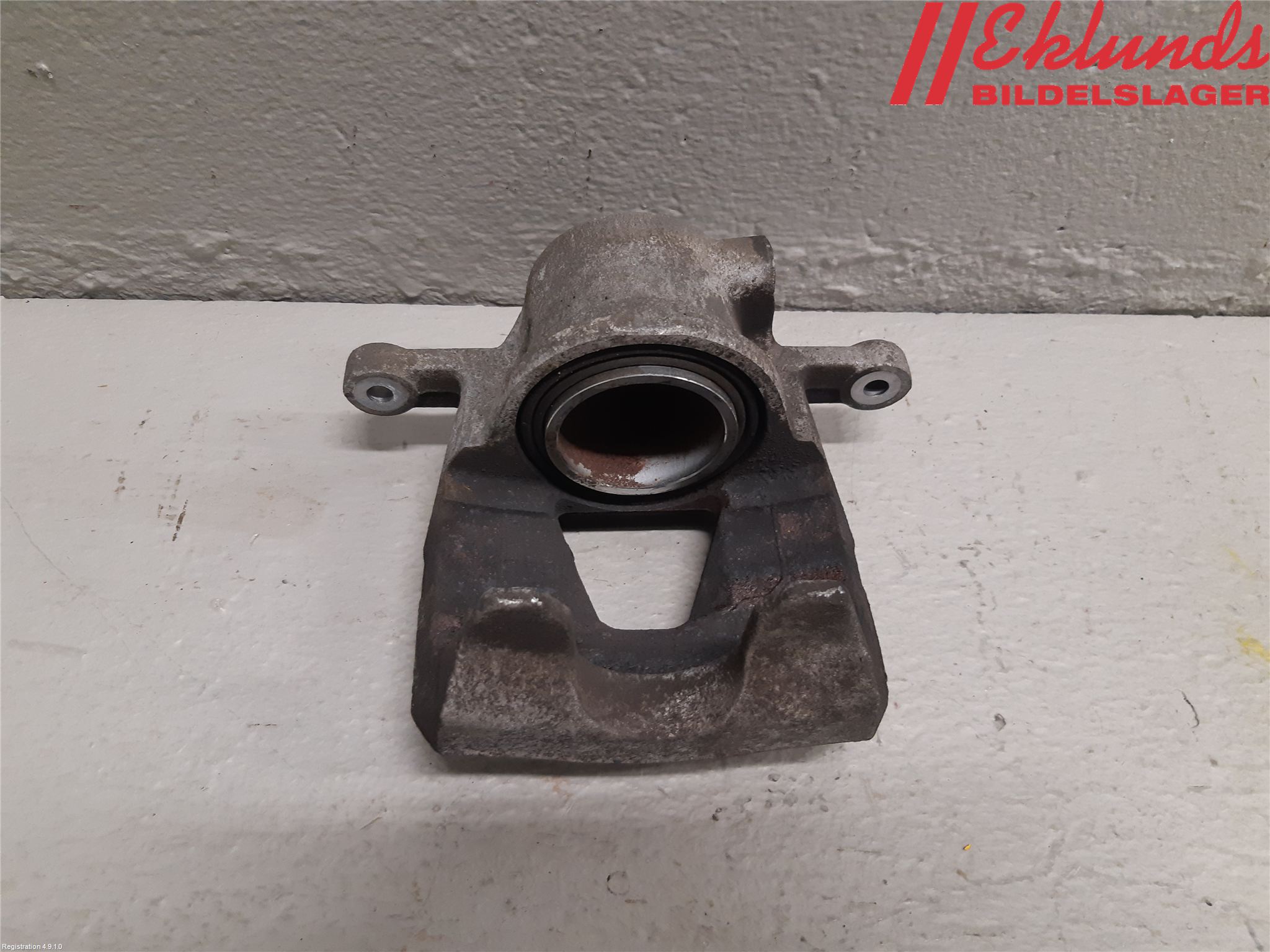 Volvo XC40/RECHARGE 18- Bromsok Fram Höger