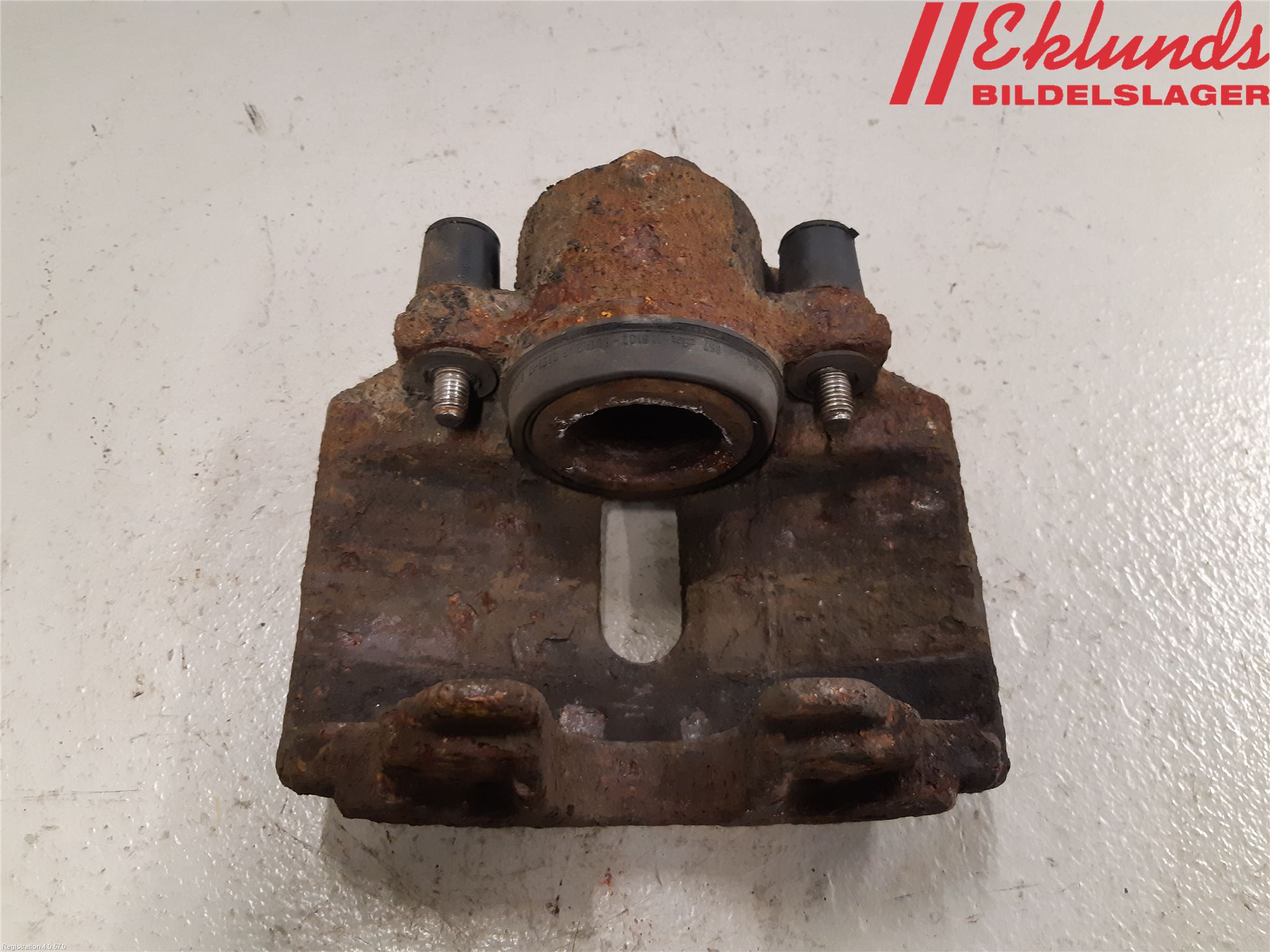 Volkswagen VW PASSAT 05-11 Bromsok Fram Höger