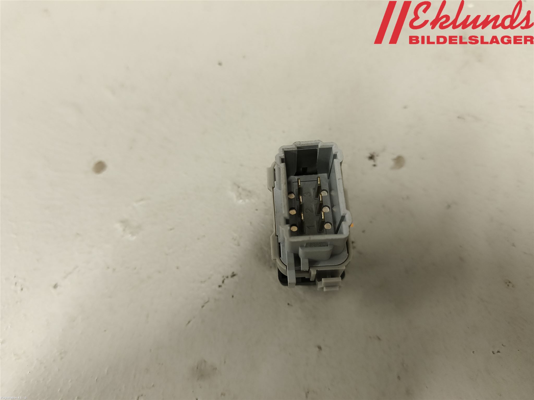 Renault CLIO III  09-12 Strömställare Antisladd