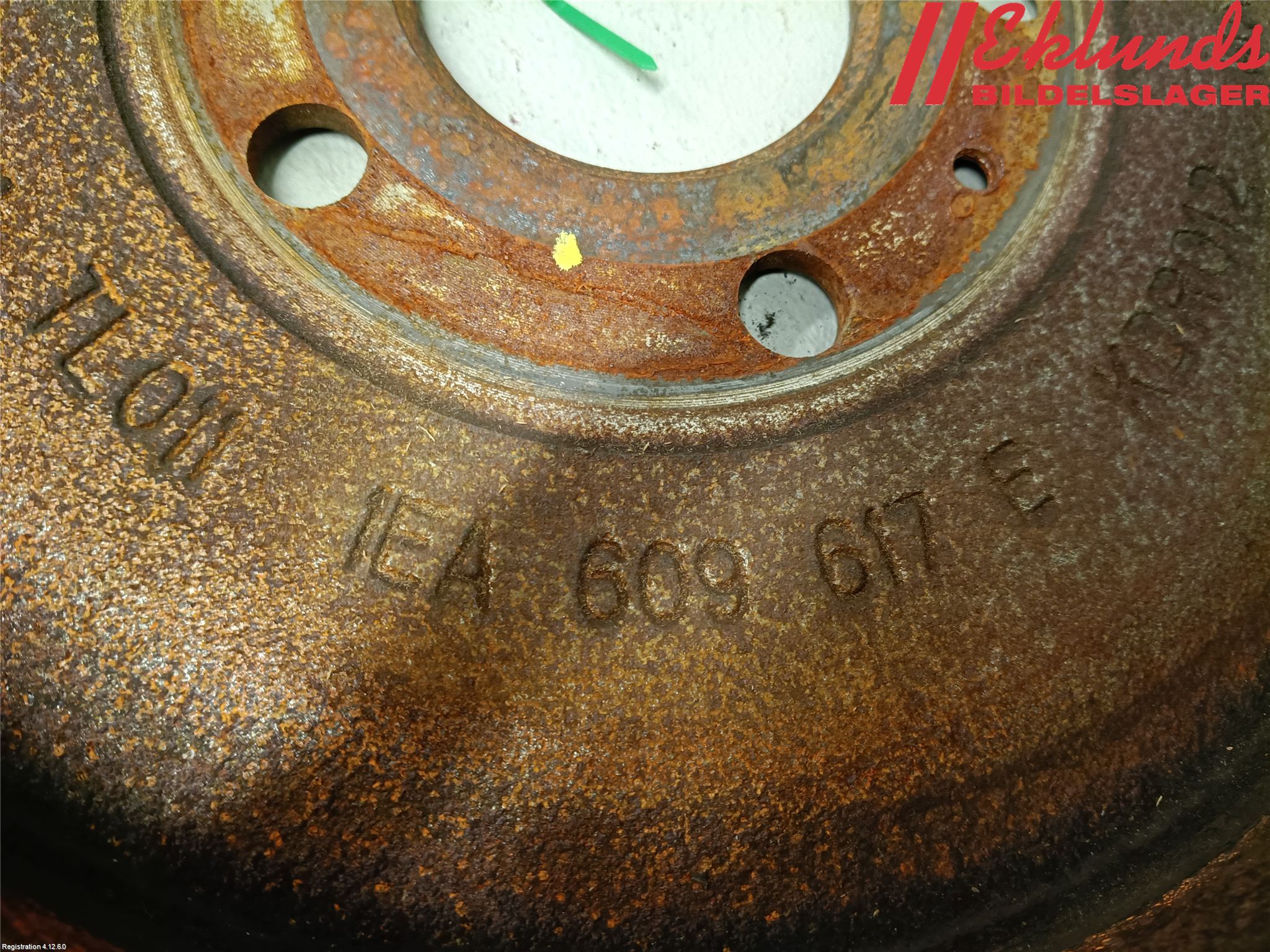 Volkswagen VW ID.4 21- Bromstrumma Bak