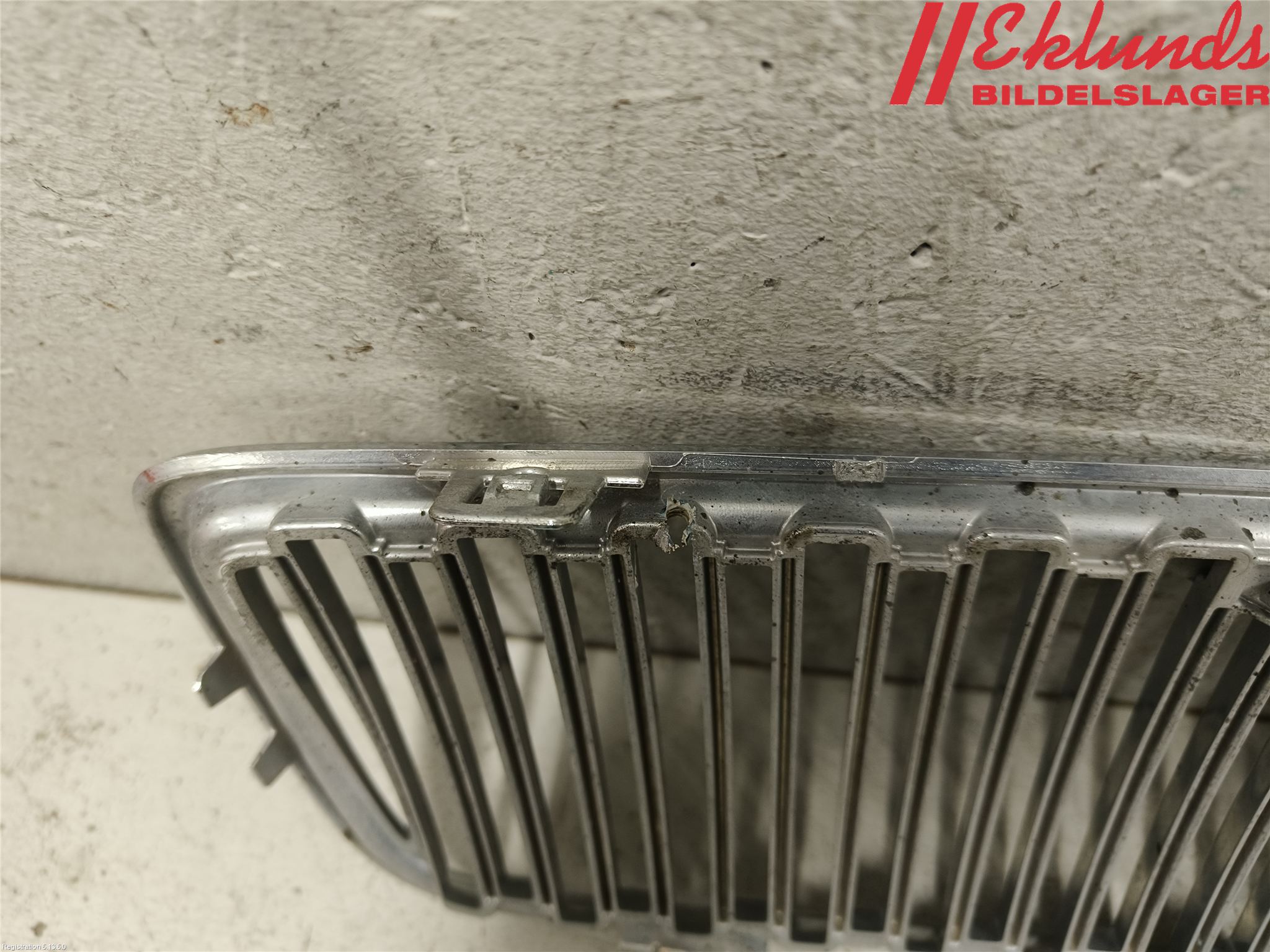 Volvo V70 05-08 Grill Komp