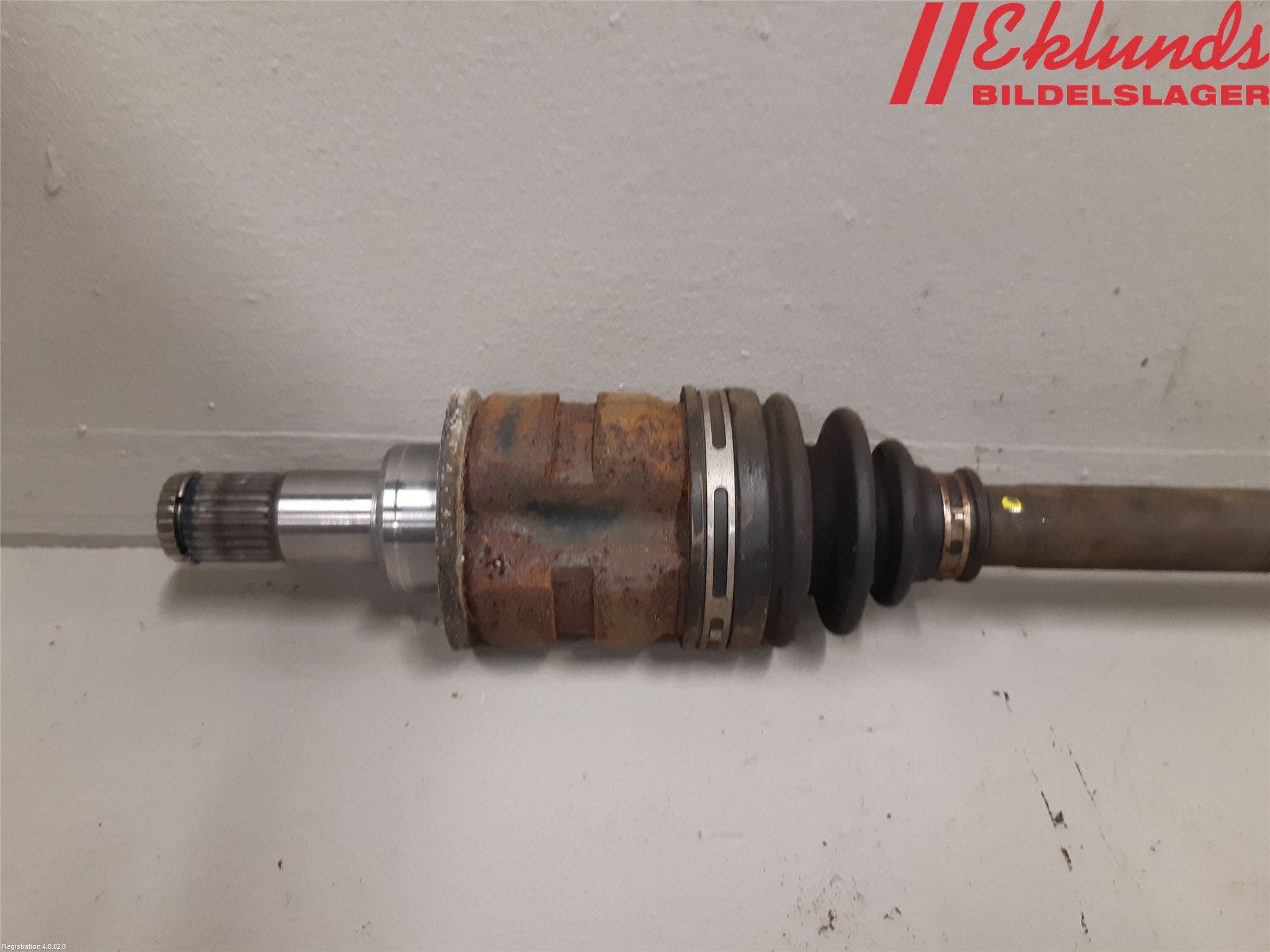 Toyota RAV4 19- Drivaxel Bak Höger