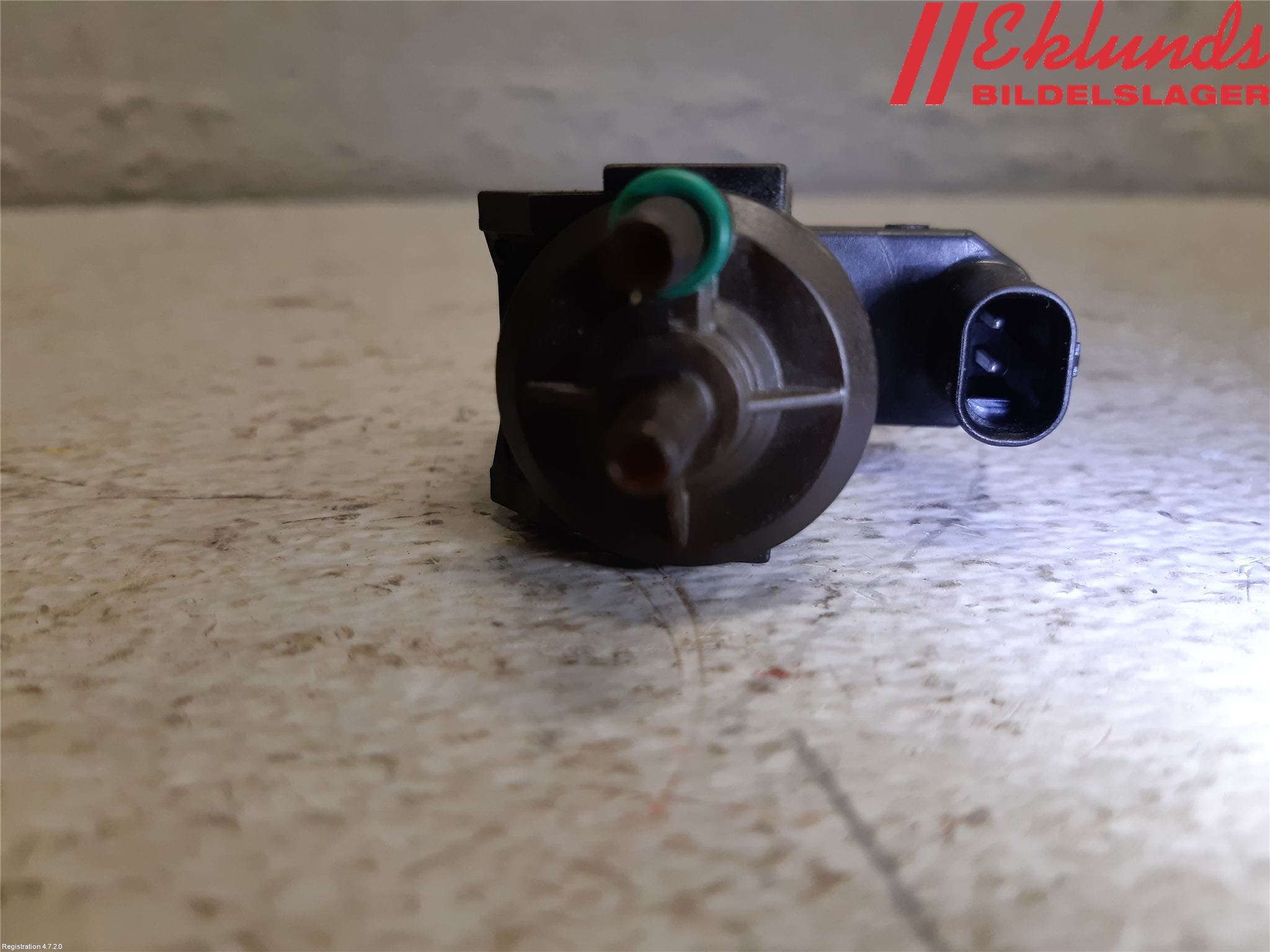 BMW 3 F30/F31/F80 12-19 Vakuumventil