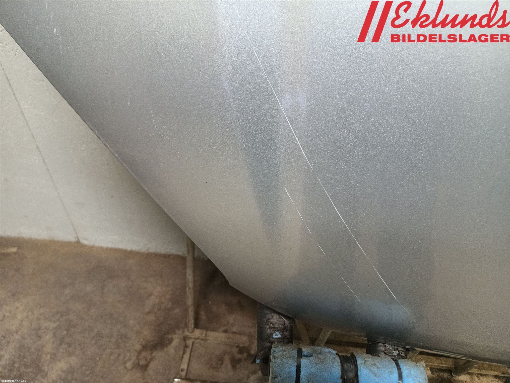 Toyota RAV 4 00-06 Huv Fram