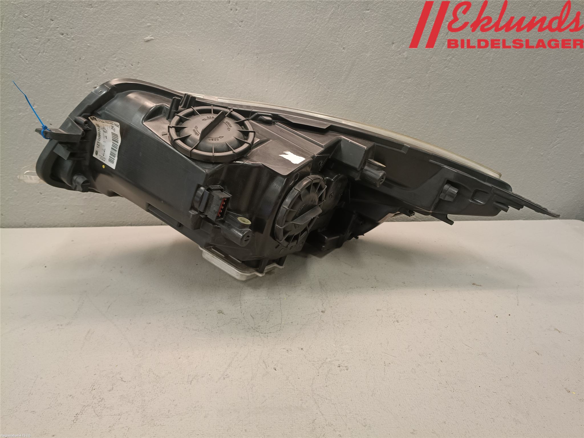 Opel INSIGNIA 09-16 Strålkastare Höger