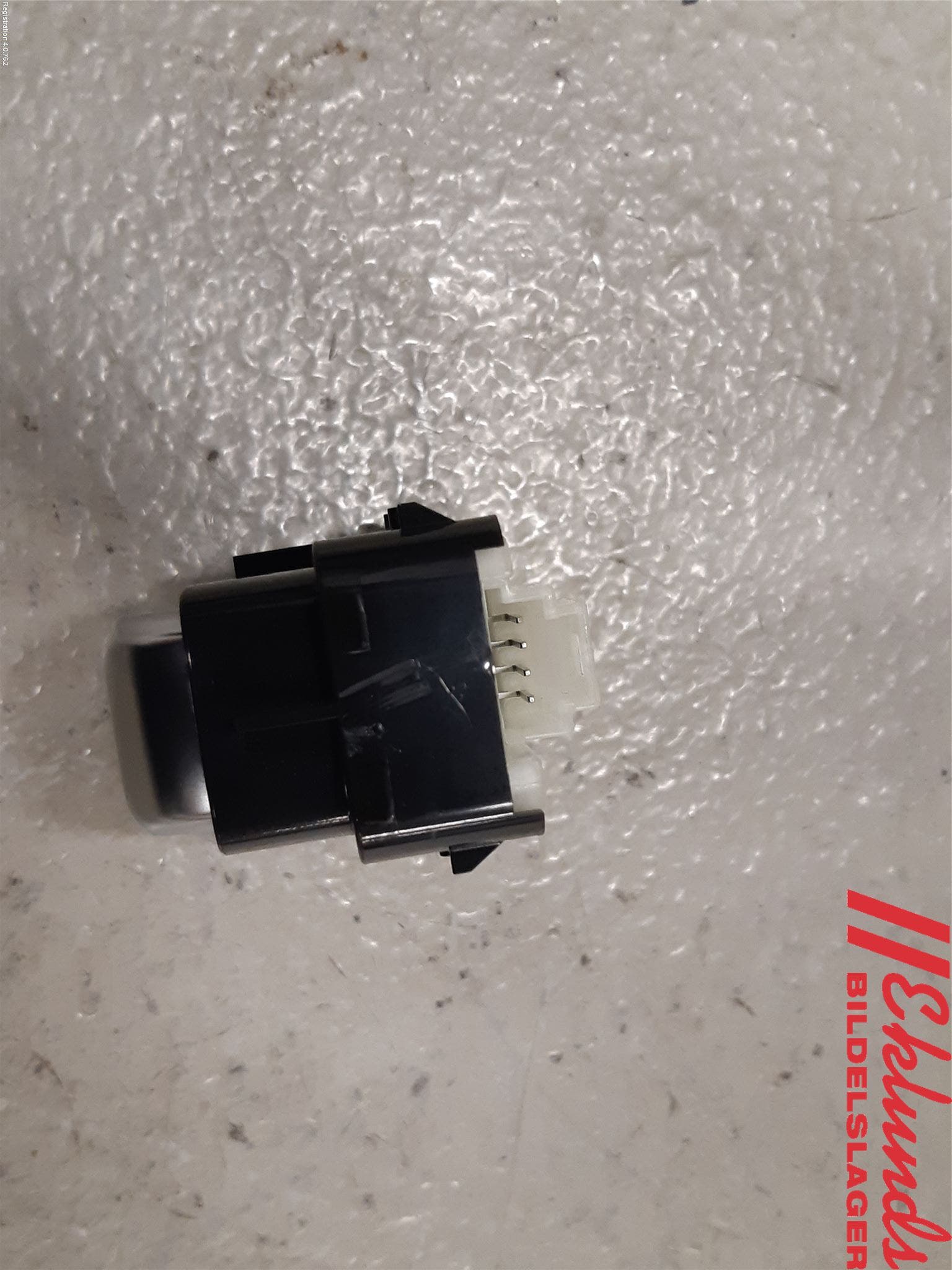 Mercedes-Benz MB E-KLASS (W213) 16-23 Strömställare Elhiss