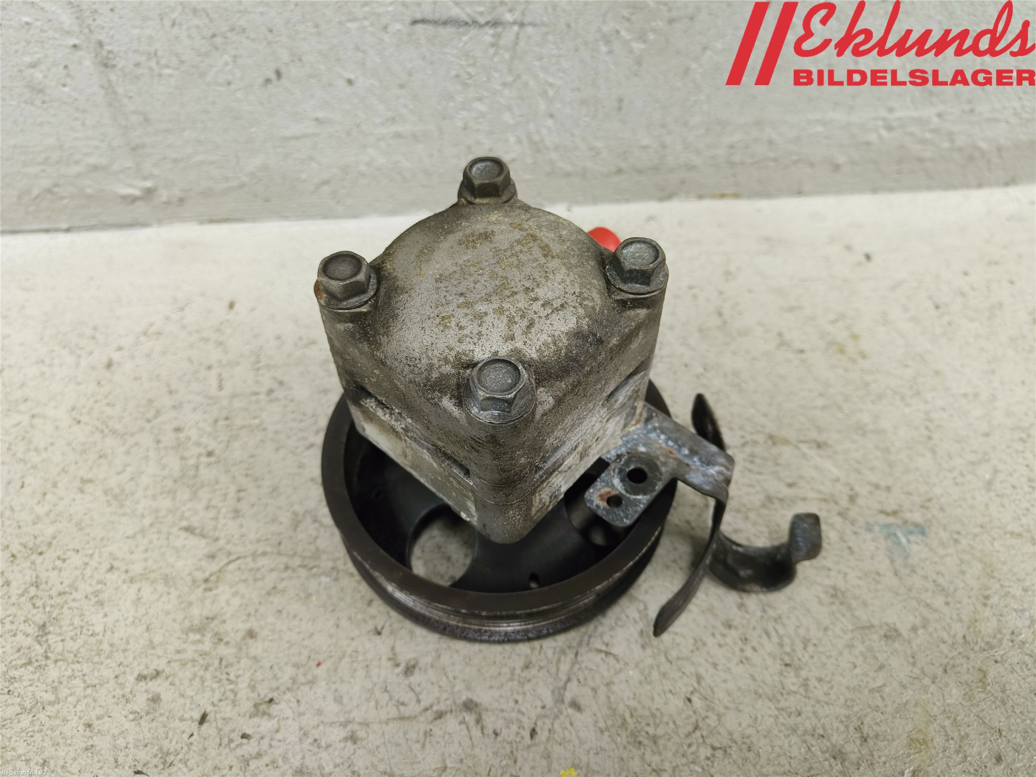 Volvo S70/V70/XC  97-00 Styrservopump