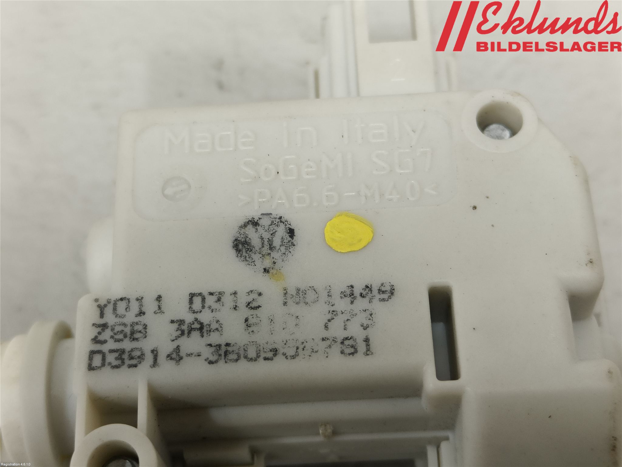 Volkswagen VW PASSAT 11-14 Centrallåsmot Tanklucka