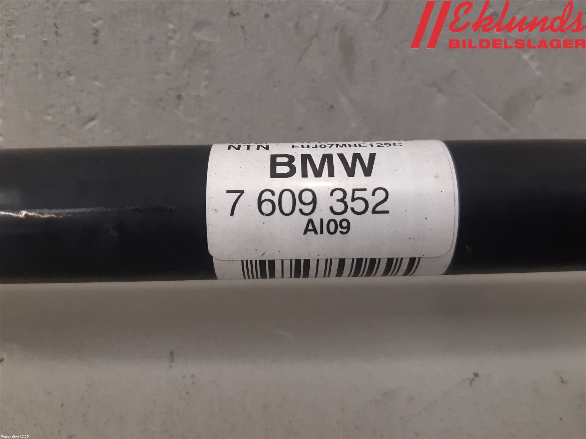 BMW 1 F20/F21 11-19 Drivaxel Bak Höger