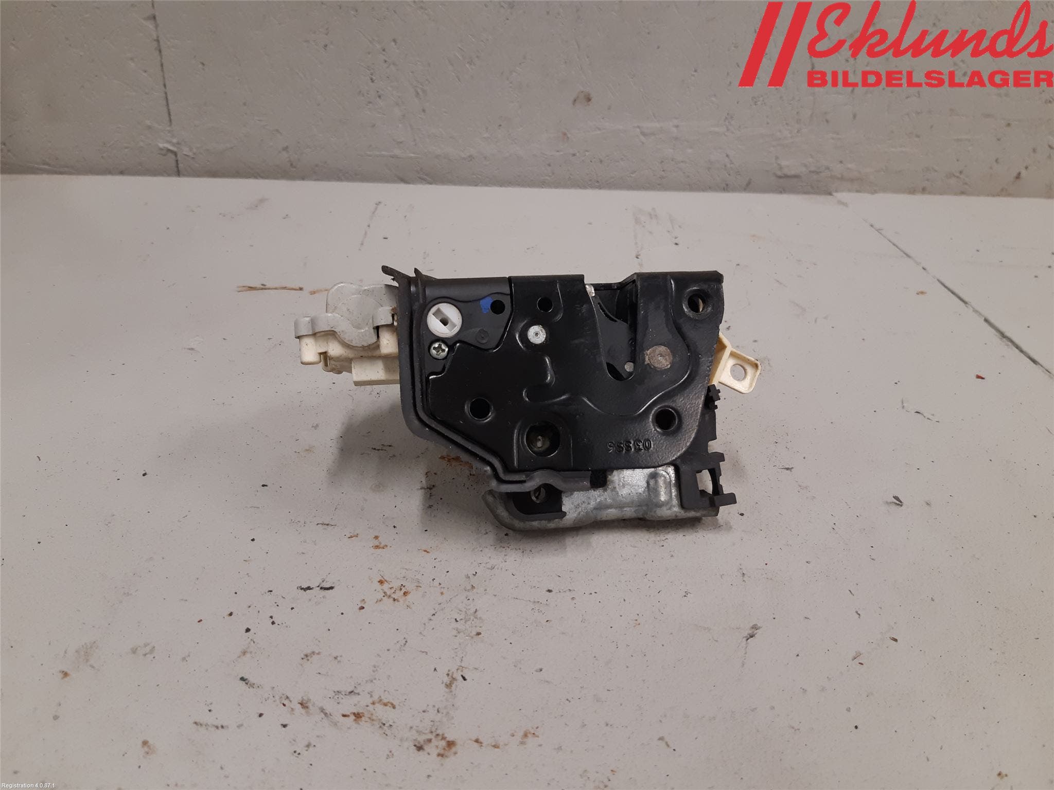 Audi A7/S7 4G 11-17 Låskista-Dörrlås