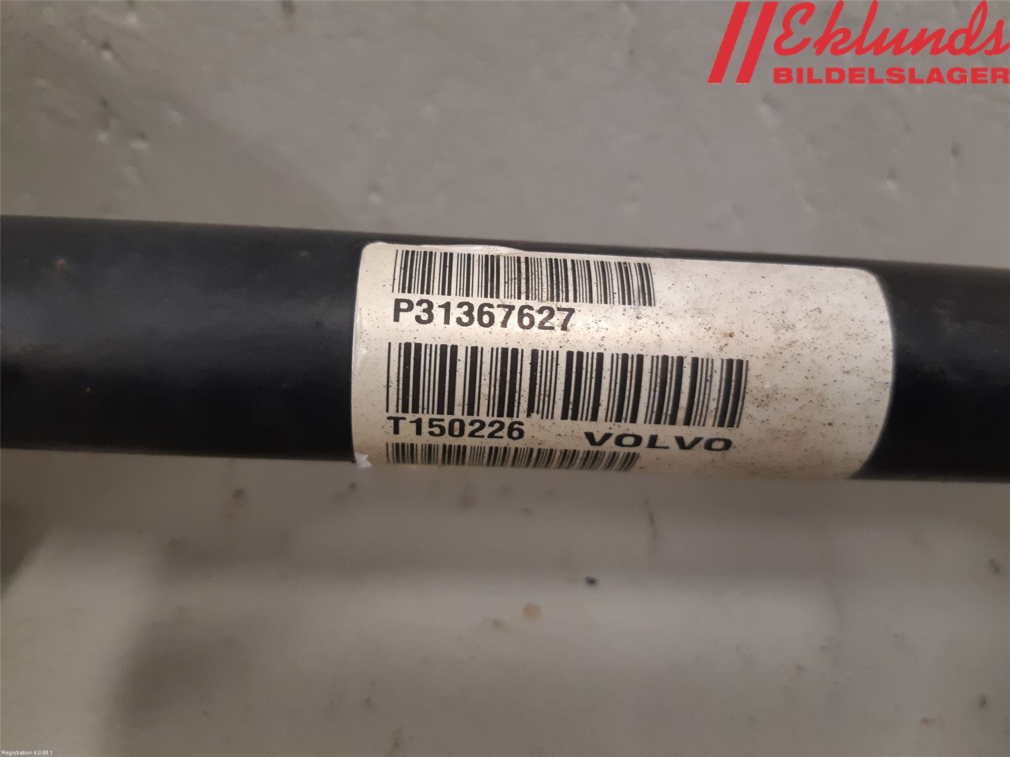 Volvo V40 12-19 Drivaxel Fram Höger