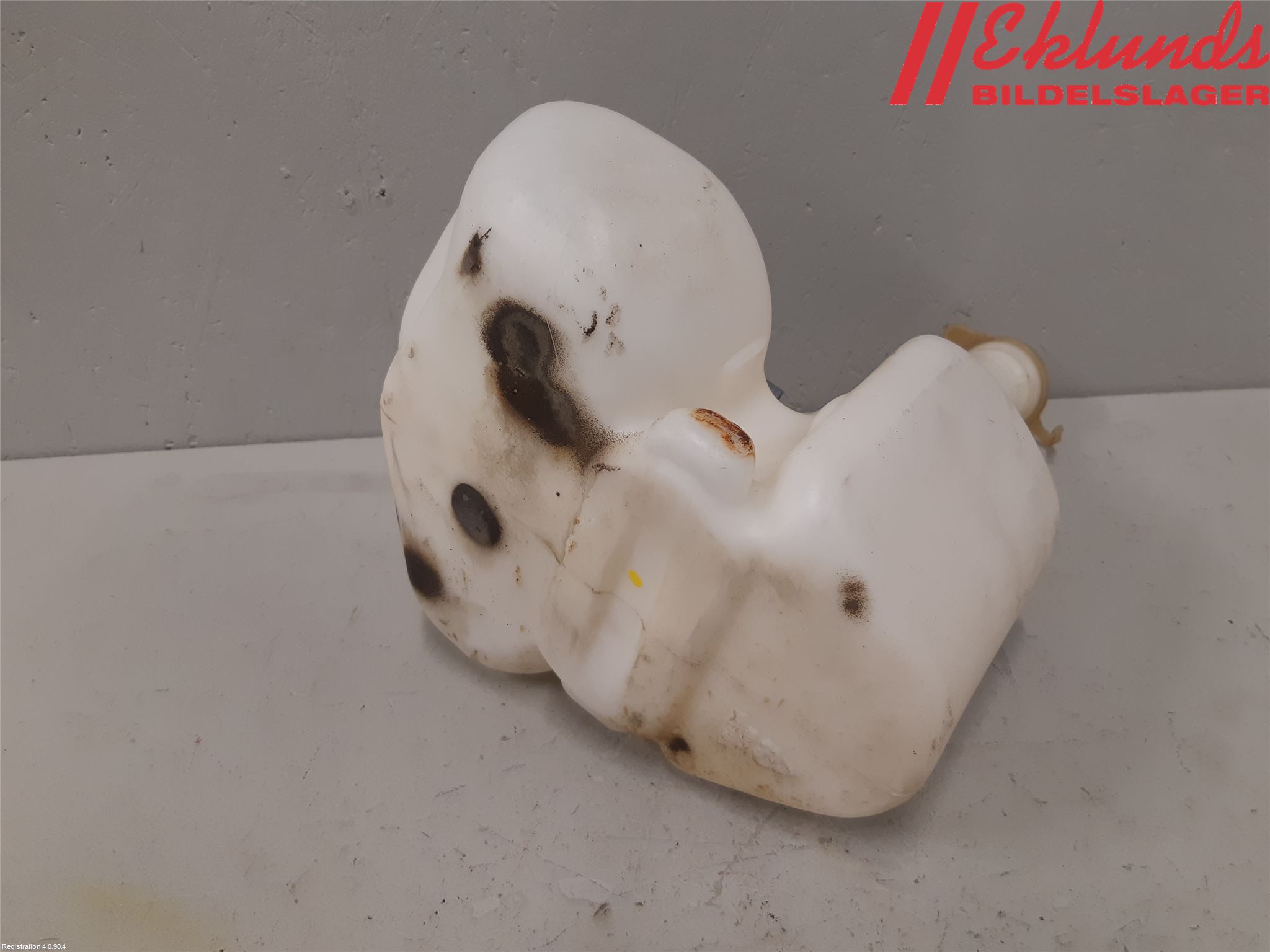 Volvo 940 91-98 Spolartank Vindruta