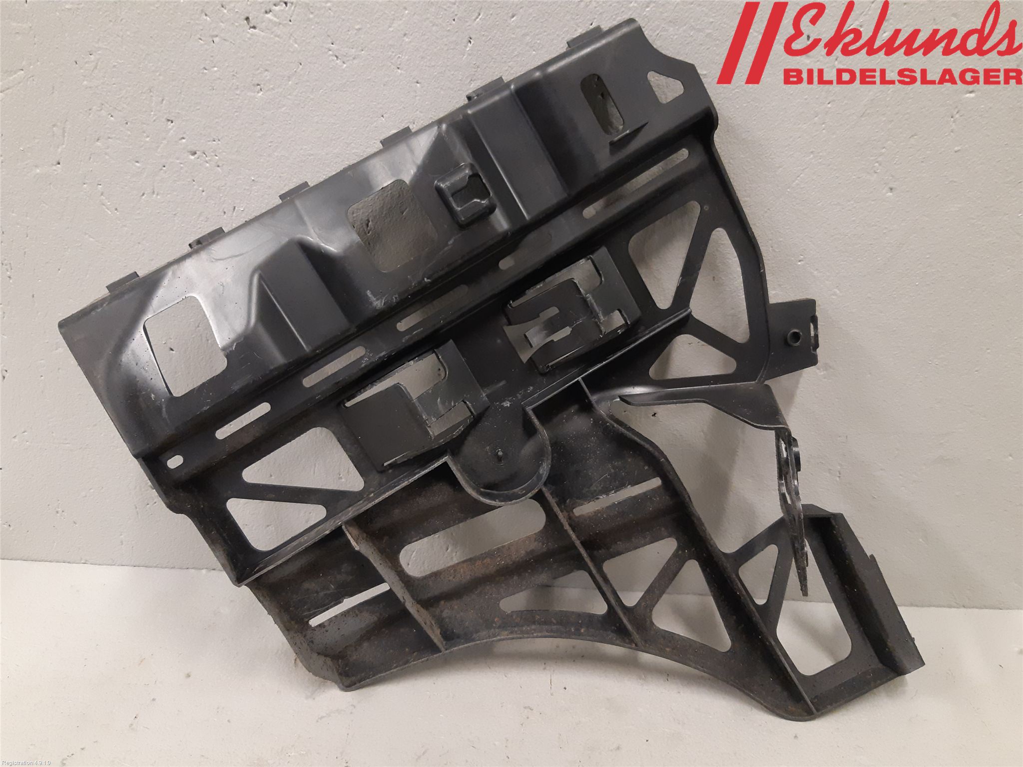 Ford GALAXY 06-15 Stötfångarfäste Bak Vä