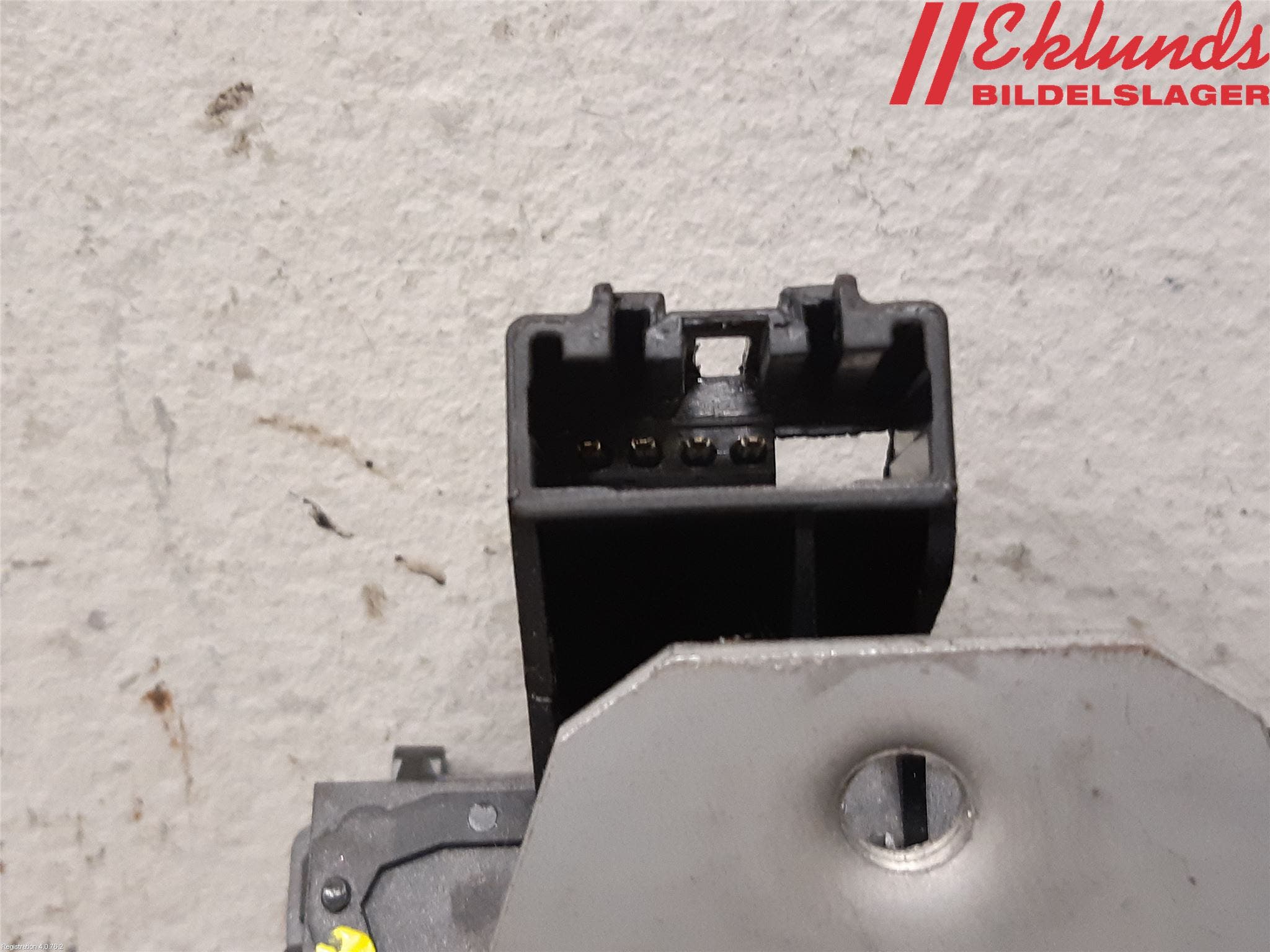 Volvo V60 CROSS COUNTRY 16-18 Låskista Baklucka