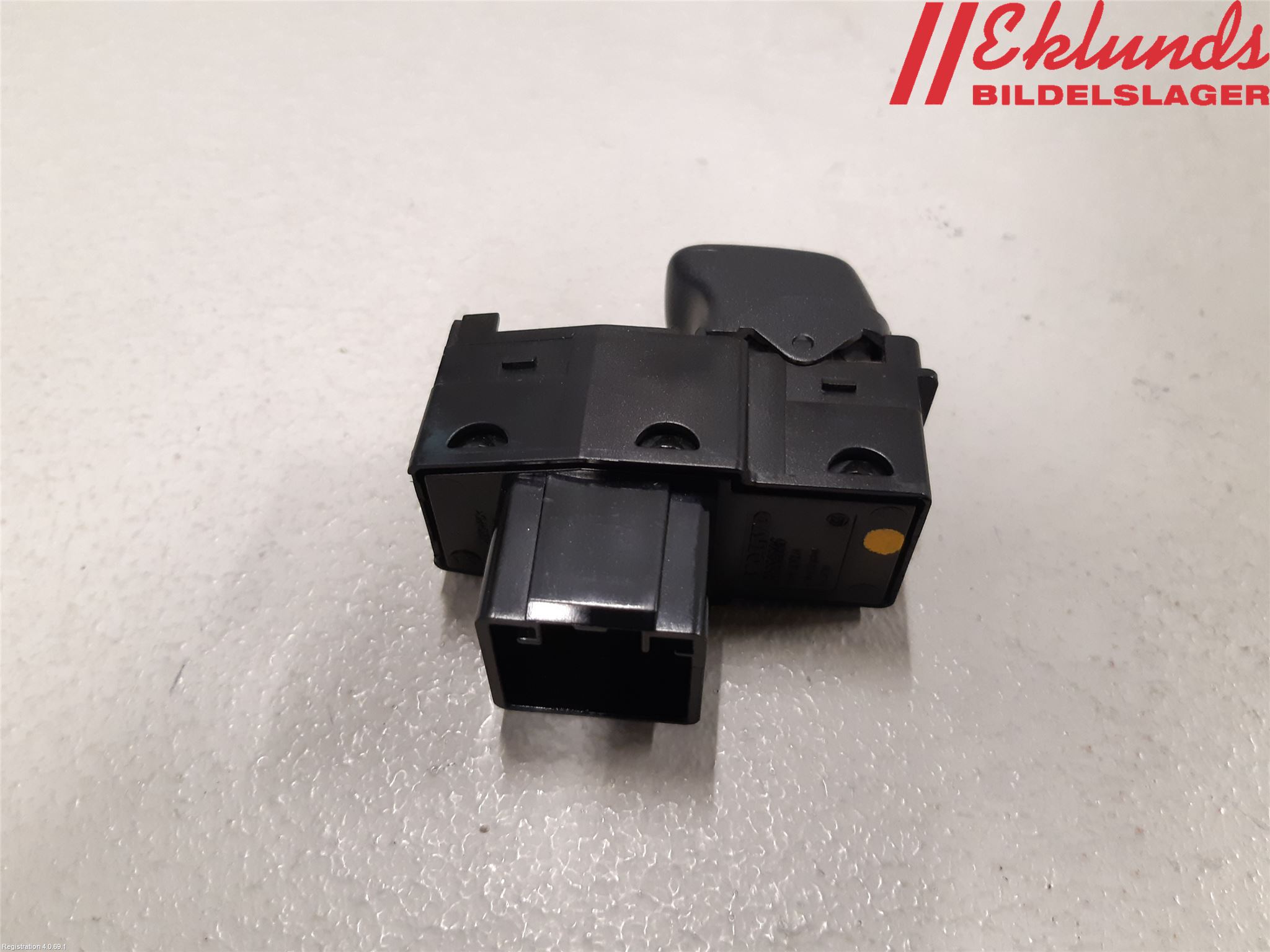 Volvo V70 05-08 Strömställare Elhiss