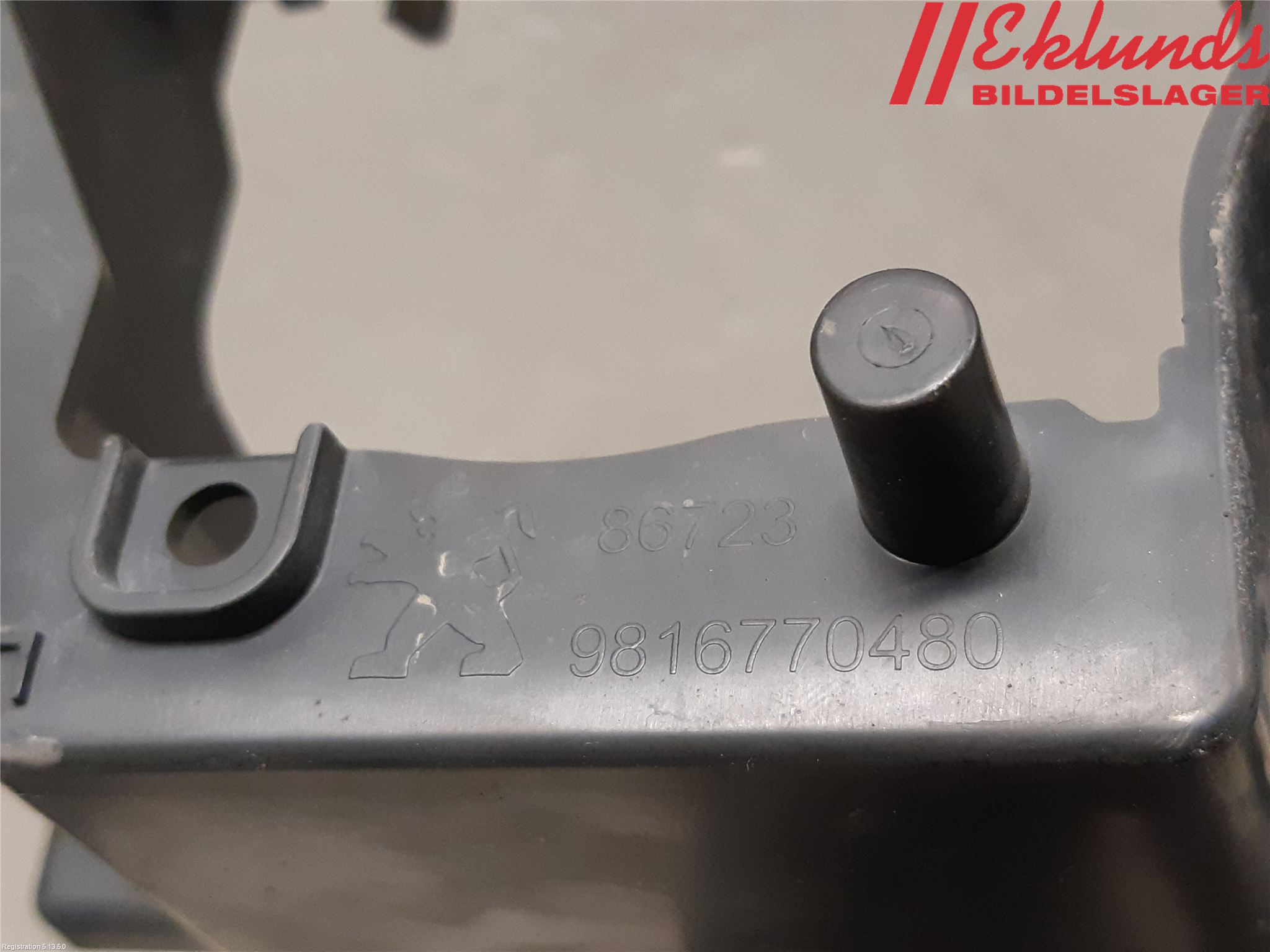 Peugeot PARTNER/E-PARTNER 19- Dimljussarg Fram