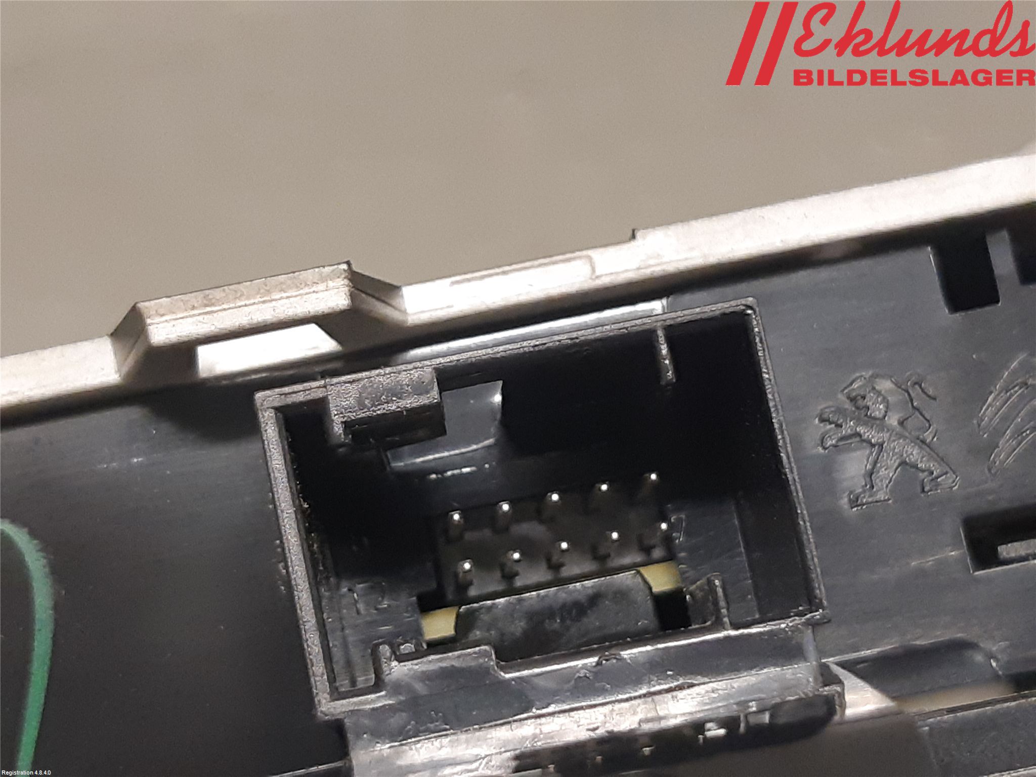 Peugeot 208/E-208 20- Strömställare Multifunktion