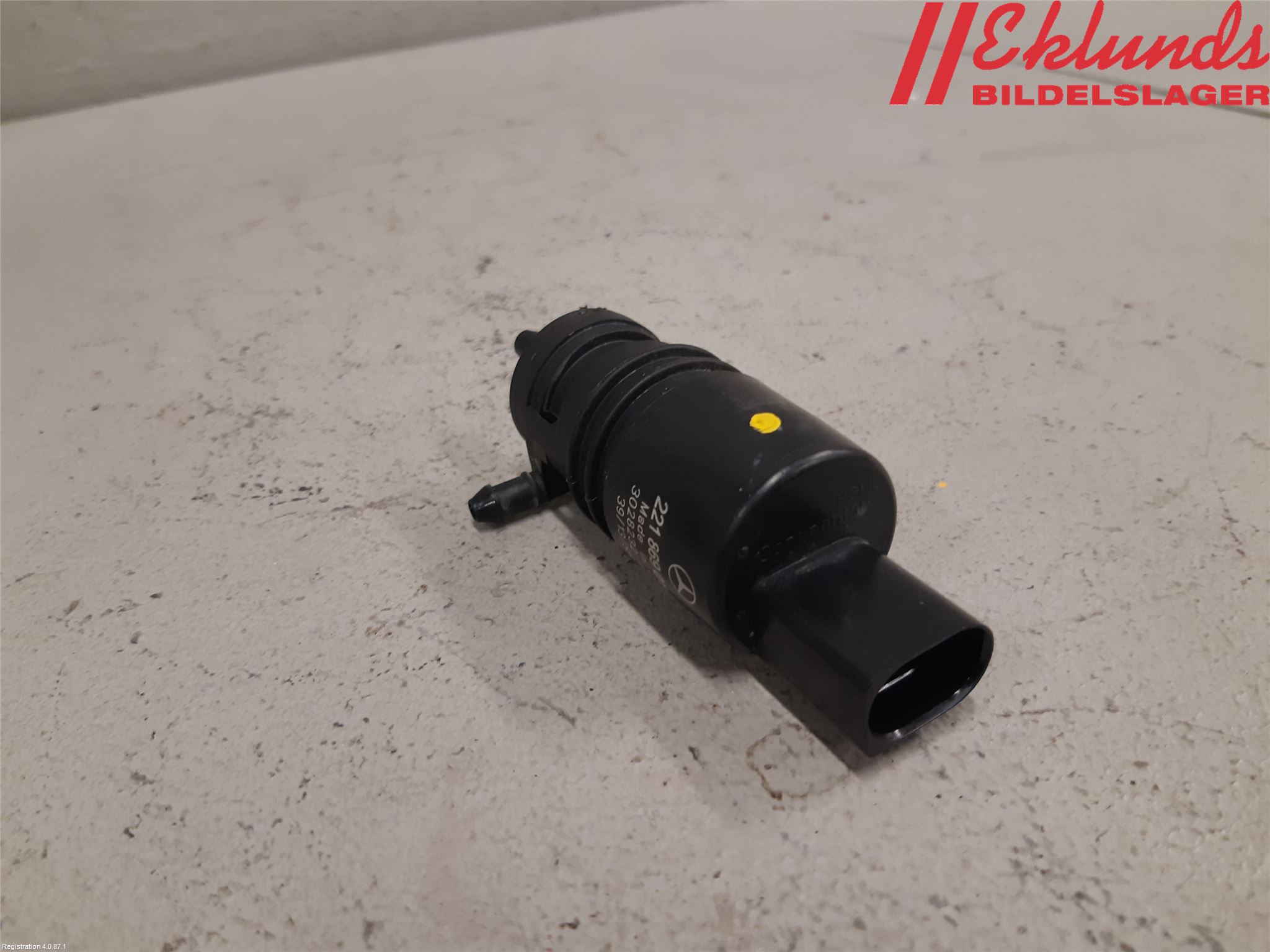 Mercedes-Benz MB E-KLASS (W212) 09-16 Spolarpump Vindruta