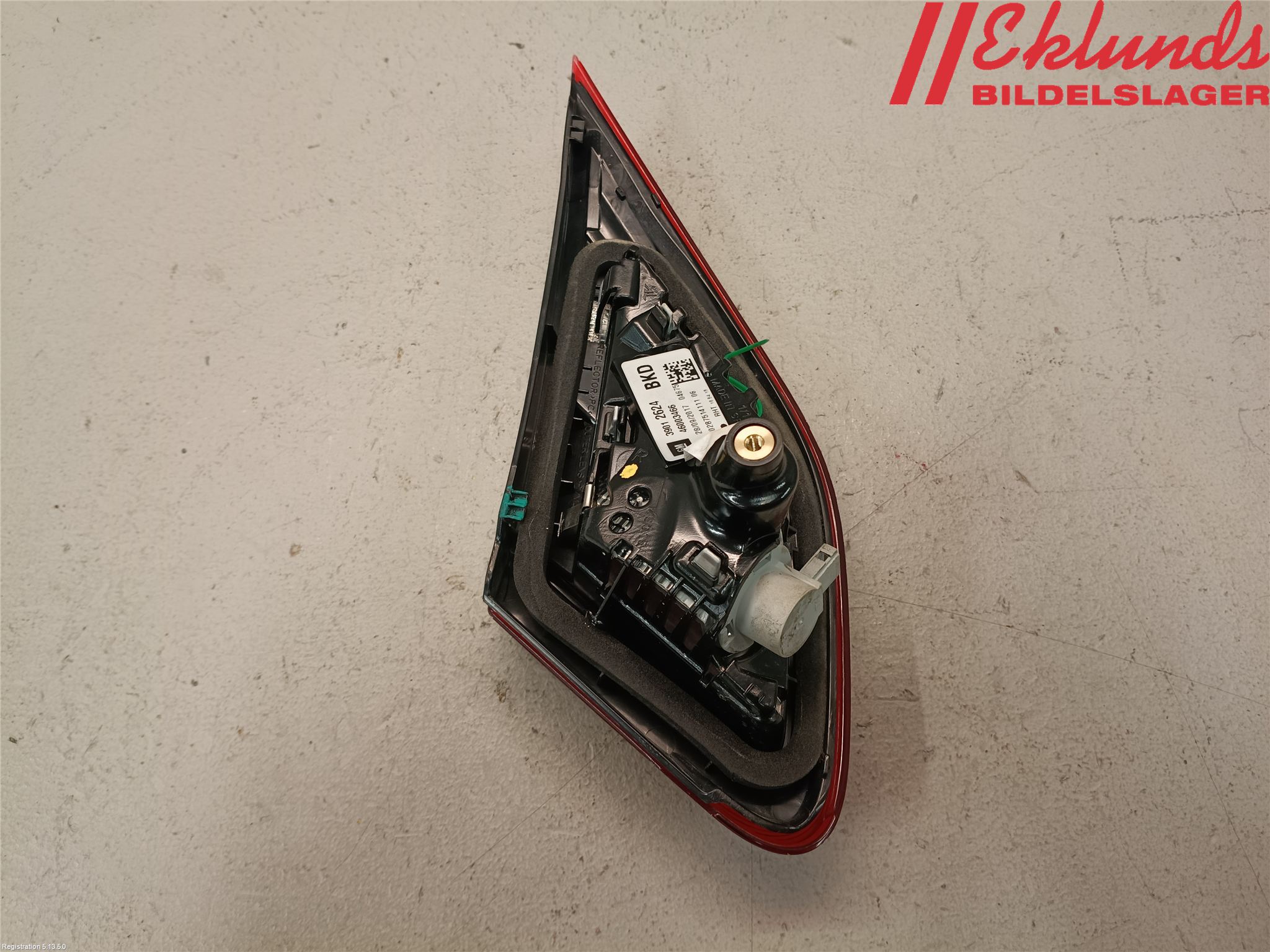 Opel CORSA E 15-19 Bakljus Lucka Hö