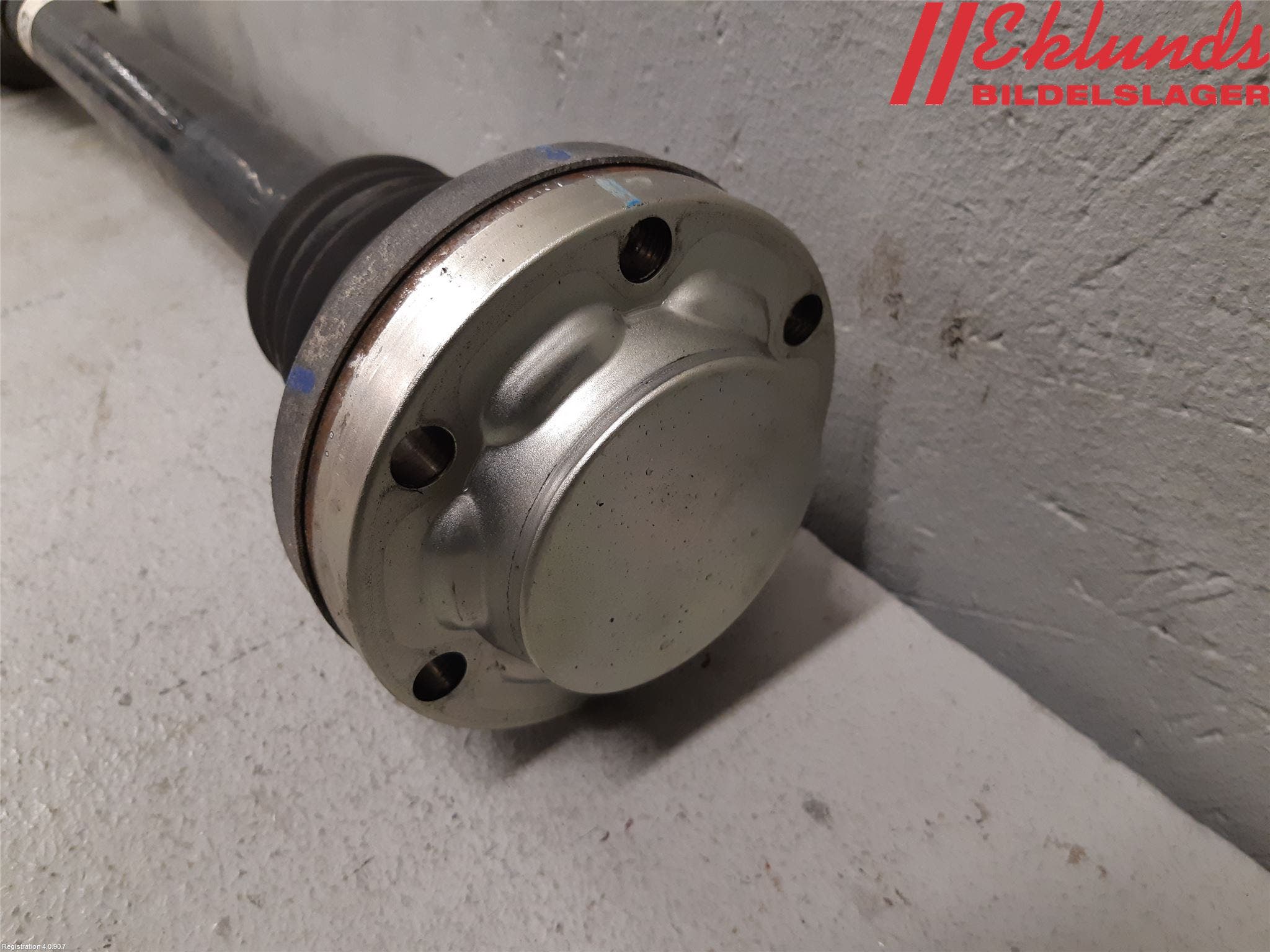 Alfa GIULIA Drivaxel Bak Vänster