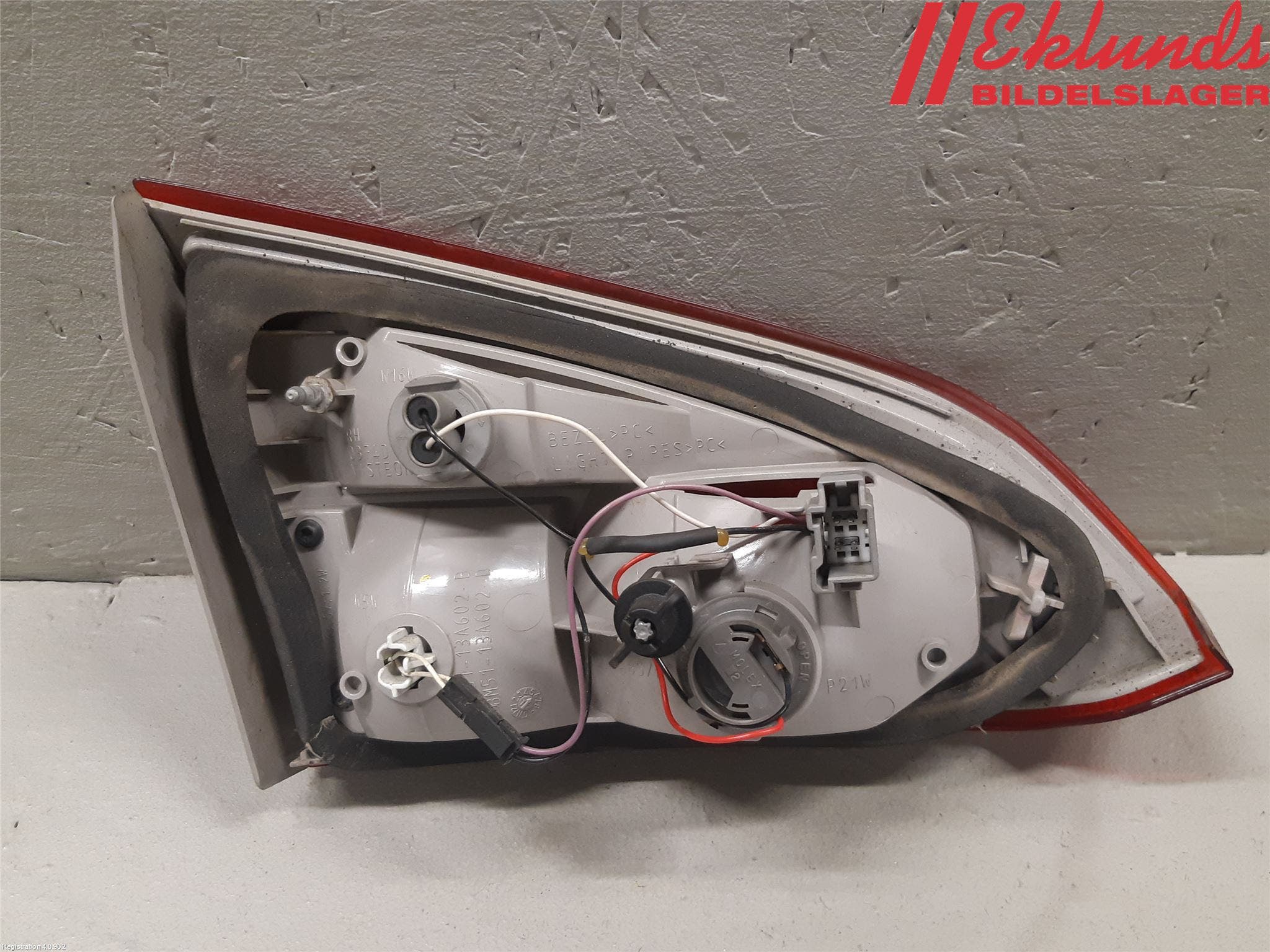 Ford FOCUS 11-14 Bakljus Lucka Hö