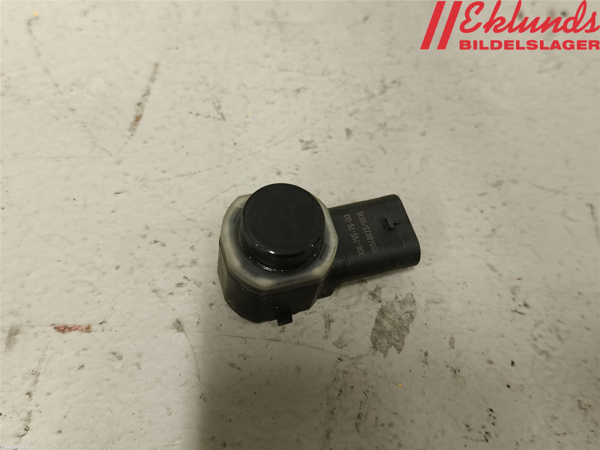 Volvo V40 12-19 Parkeringshjälp Backsensor