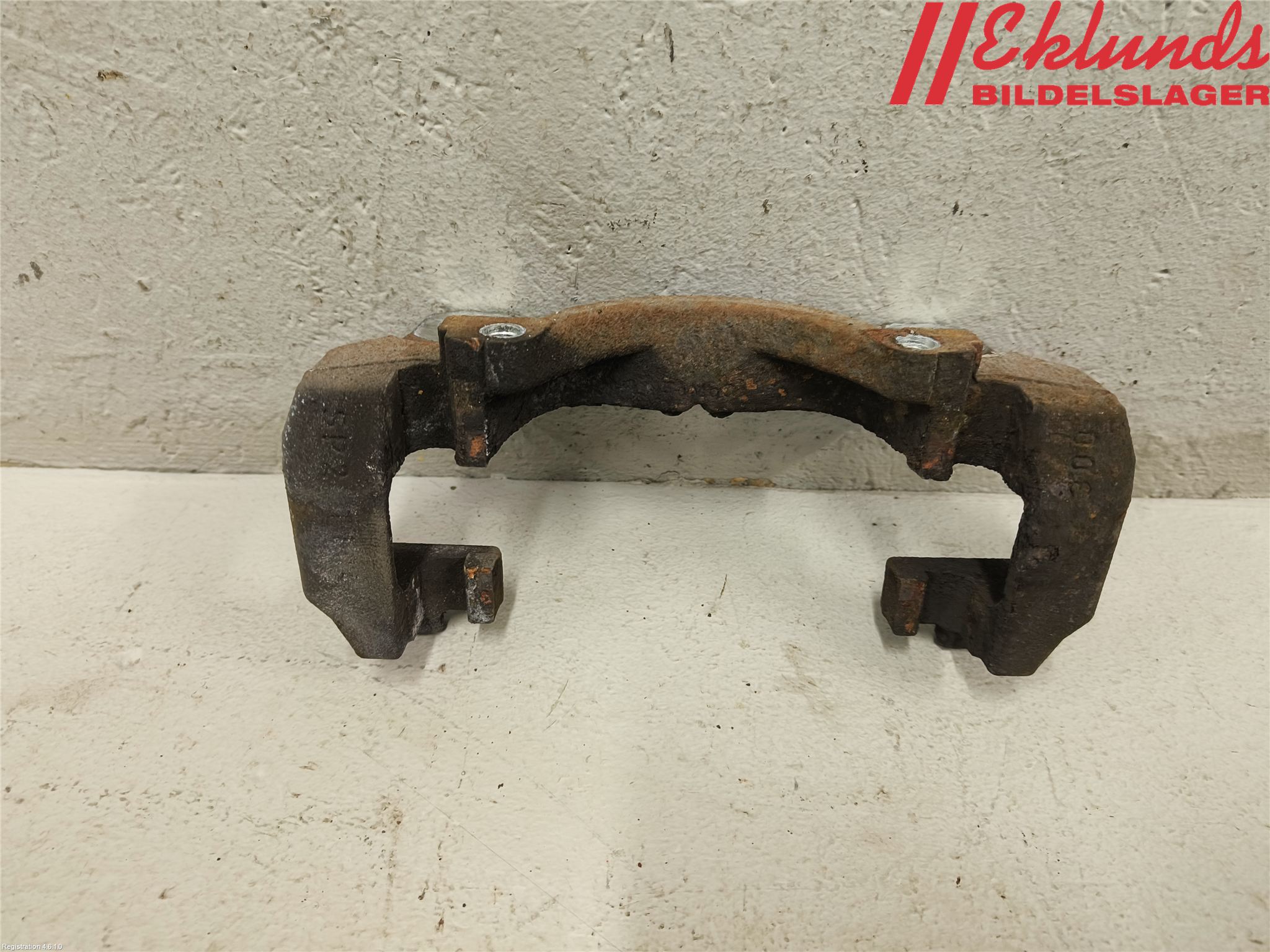 Ford MONDEO 15-22 Bromsokshållare