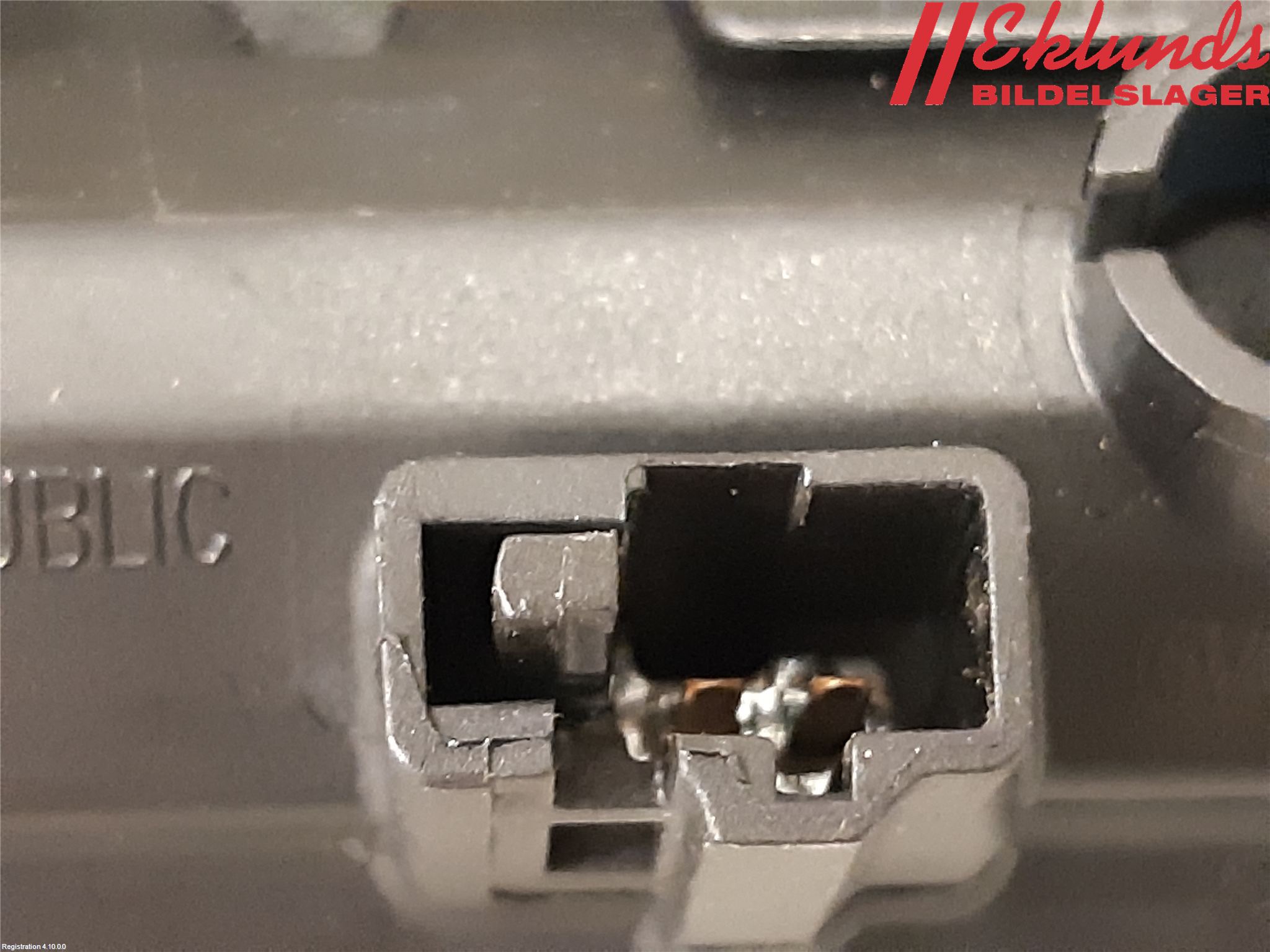 Volkswagen VW T-CROSS 19- Bakluckeöppnare Automatisk