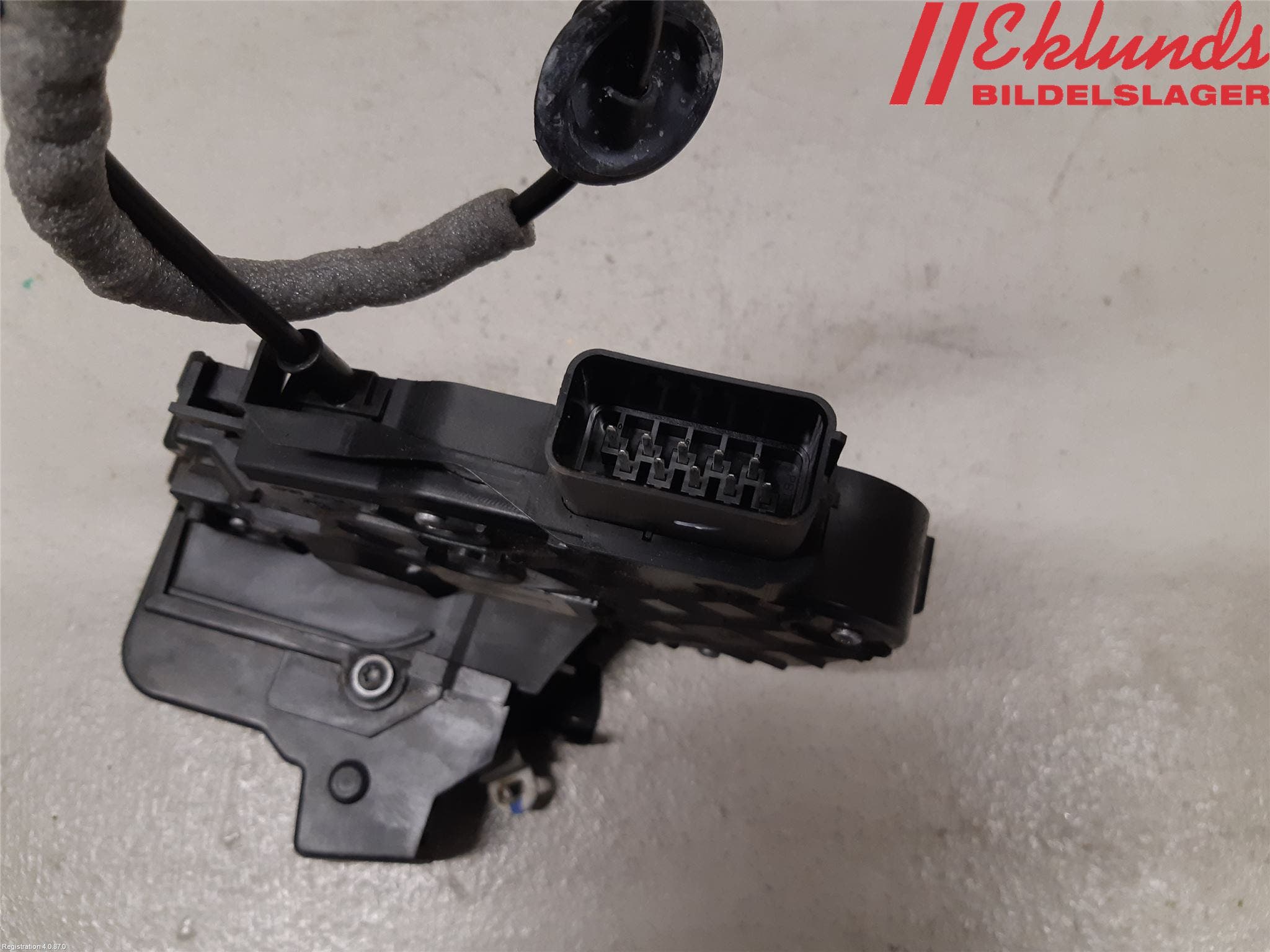 Volvo V70 08-13 Låskista-Dörrlås