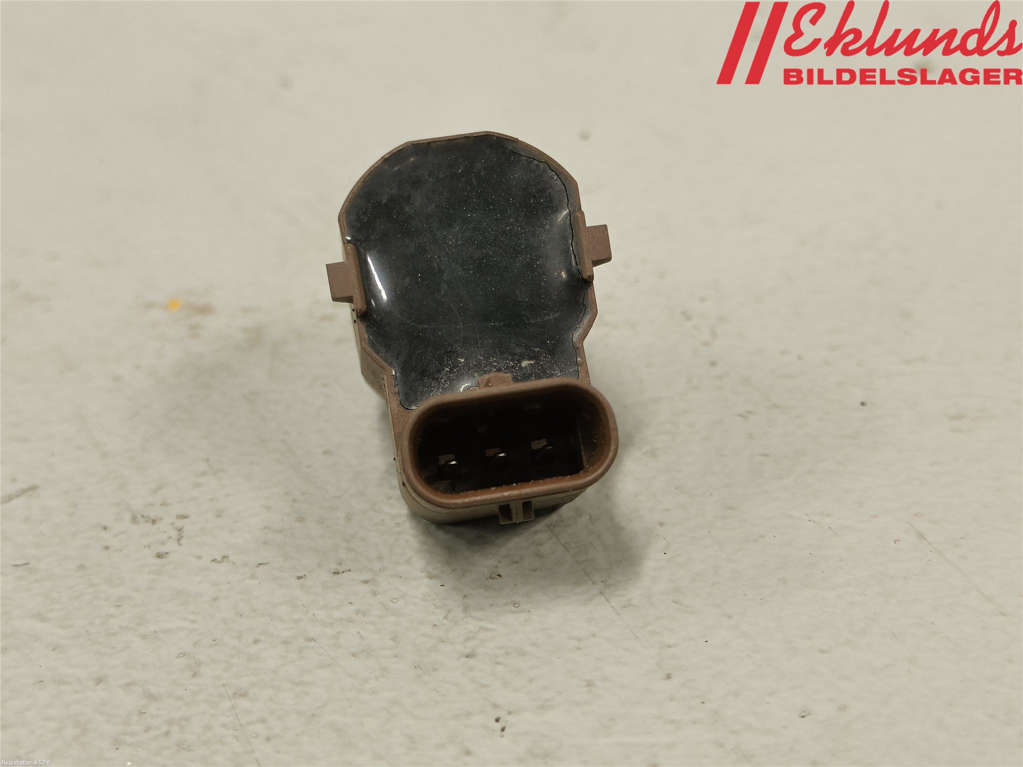 BMW 5 F10/F11/F18 09-17 Parkeringshjälp Frontsensor