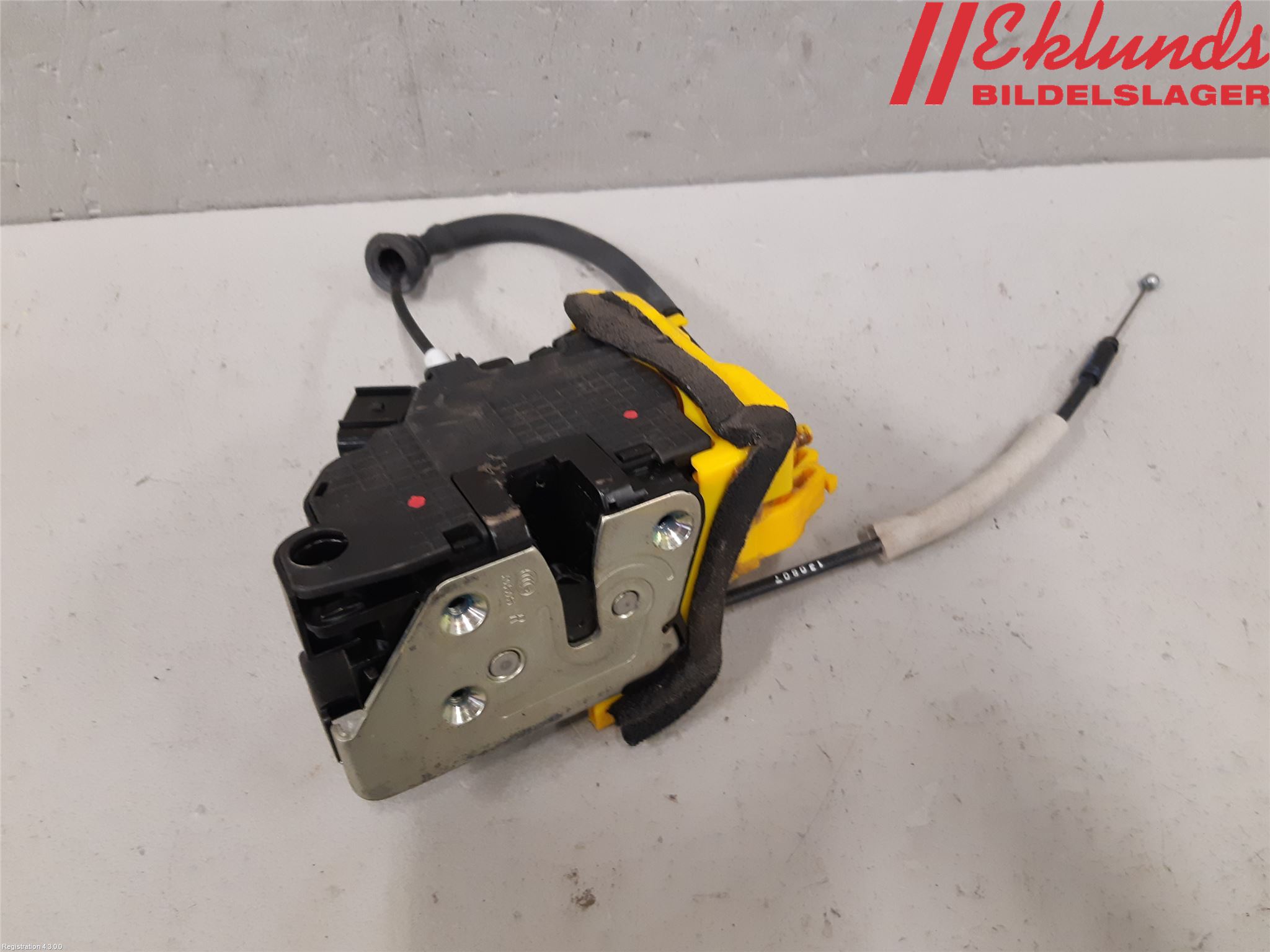 Kia CEED 12-18 Låskista-Dörrlås