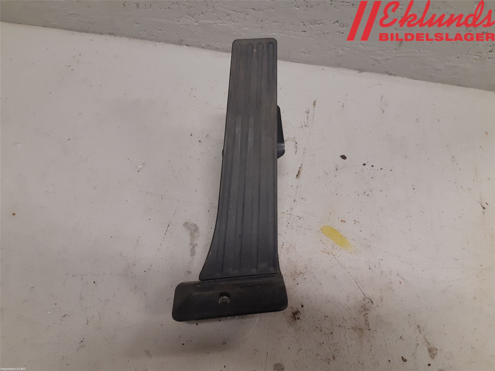 BMW 3 F30/F31/F80 12-19 Gaspedal