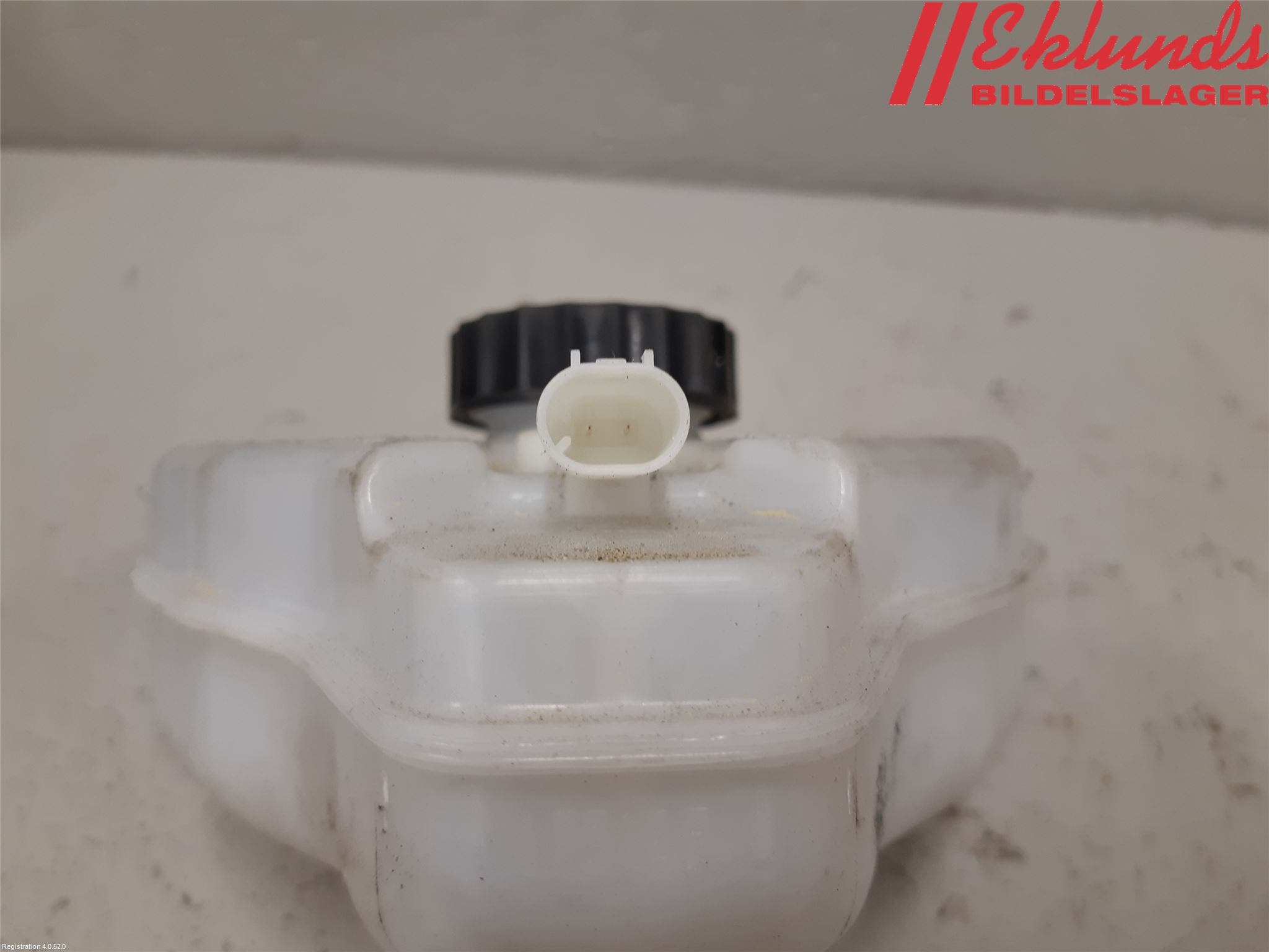 Mercedes-Benz MB E-KLASS (W213) 16-23 Bromsvätskebehållare