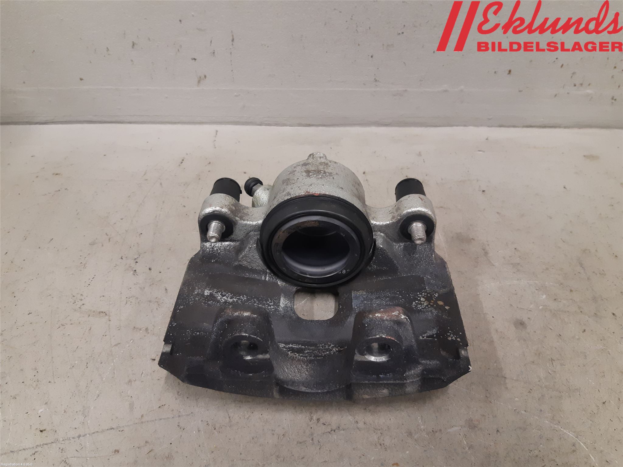 Ford TRANSIT/TOURNEO CUSTOM 13-24 Bromsok Fram Vänster