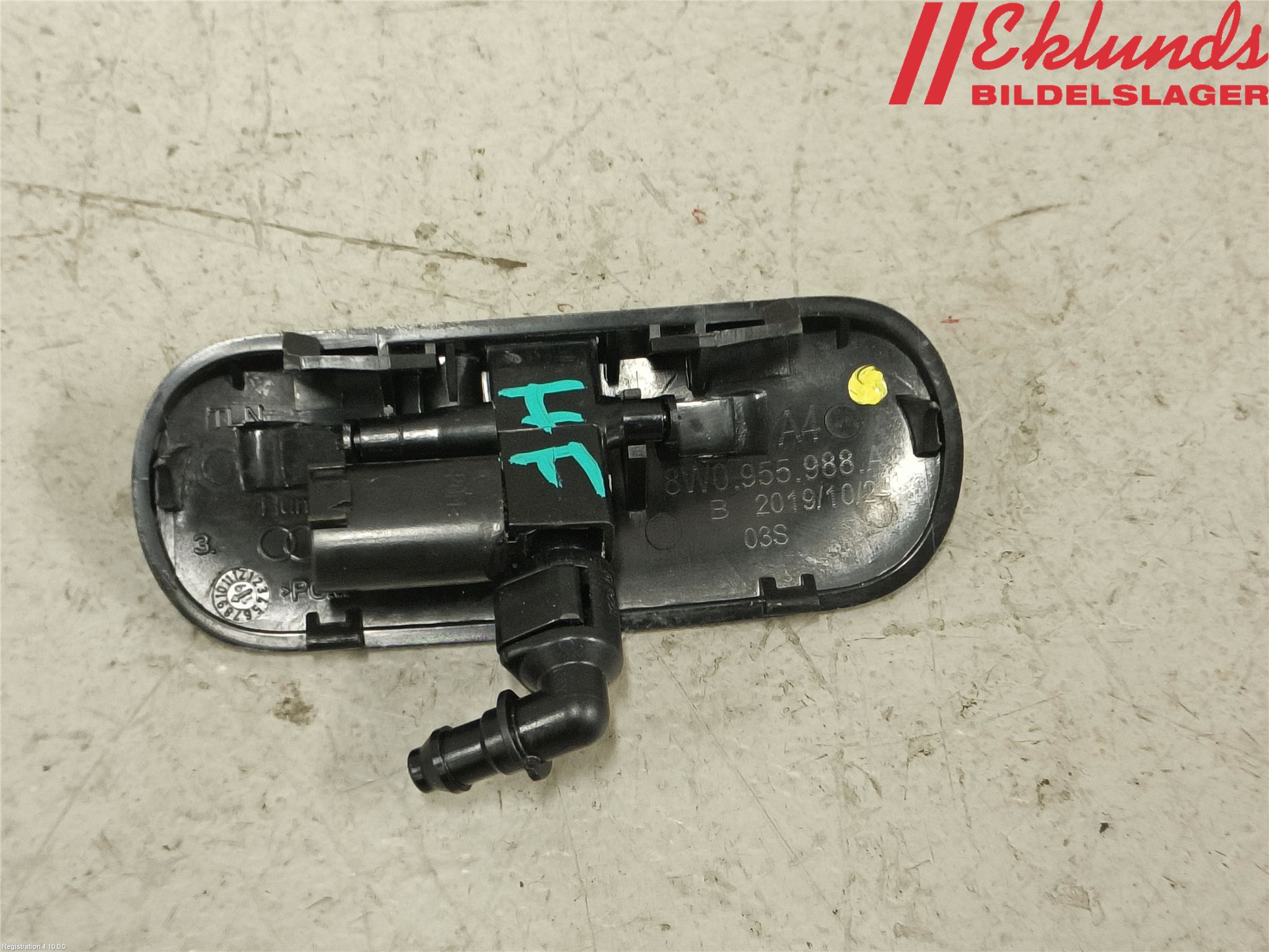 Audi A4/S4 B9 20- Spolarmunstycke Rutor