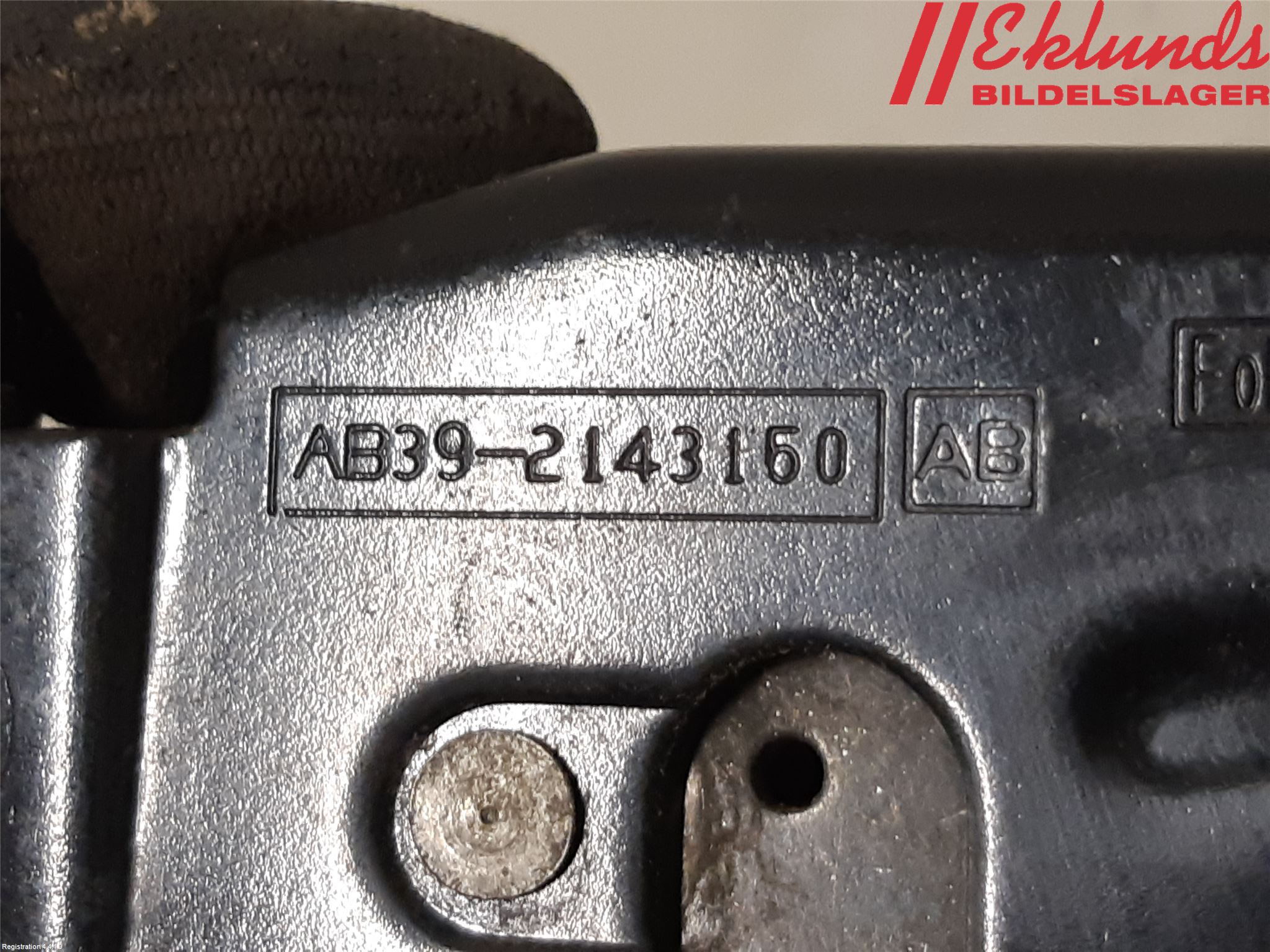 Ford RANGER 22- Låskista Baklucka