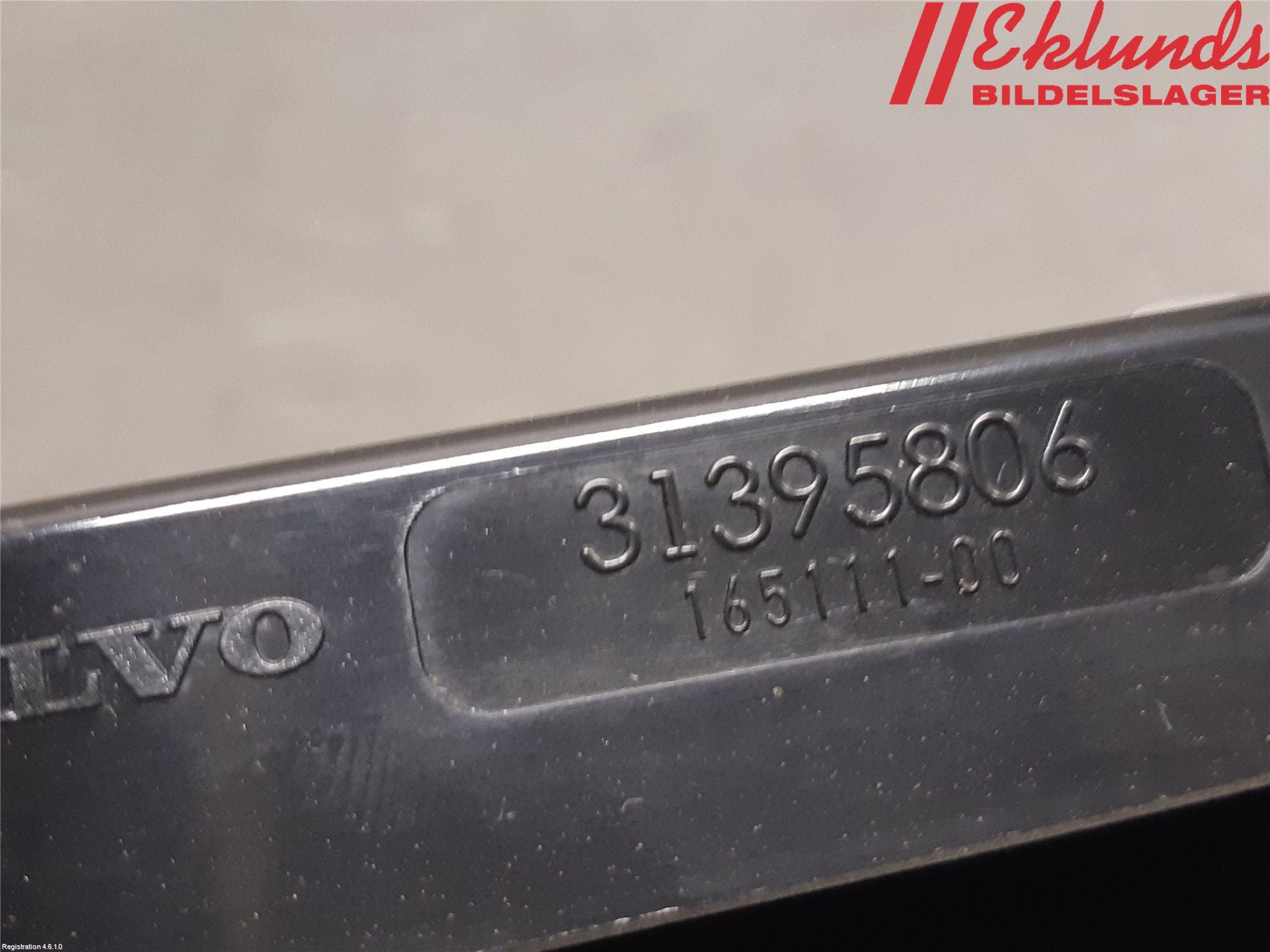 Volvo V70 14-16 Bromsljus Bakruta