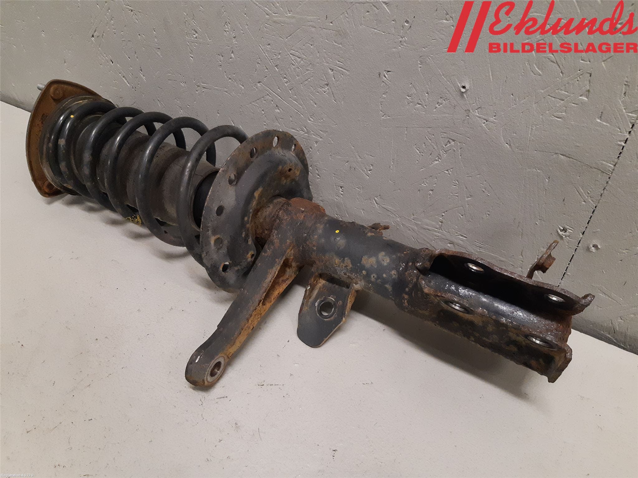 Toyota iQ Fjäderben Fram Höger